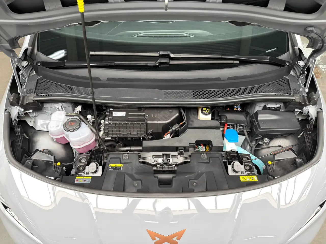 Cupra Born 60/63kWh eBoost 170KW SOH100% 360°CAMERA*CARPLAY*DAB*NAVI*ACC*BLIS*LANE ASSIST*LED*AC2ZONE, миниатюра 30