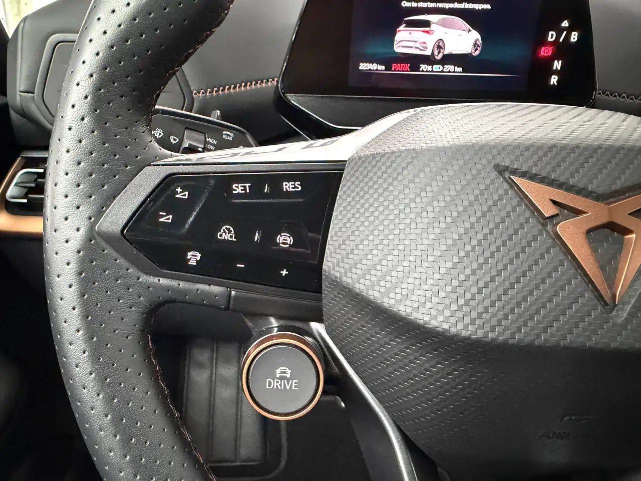 Cupra Born 60/63kWh eBoost 170KW SOH100% 360°CAMERA*CARPLAY*DAB*NAVI*ACC*BLIS*LANE ASSIST*LED*AC2ZONE, миниатюра 22