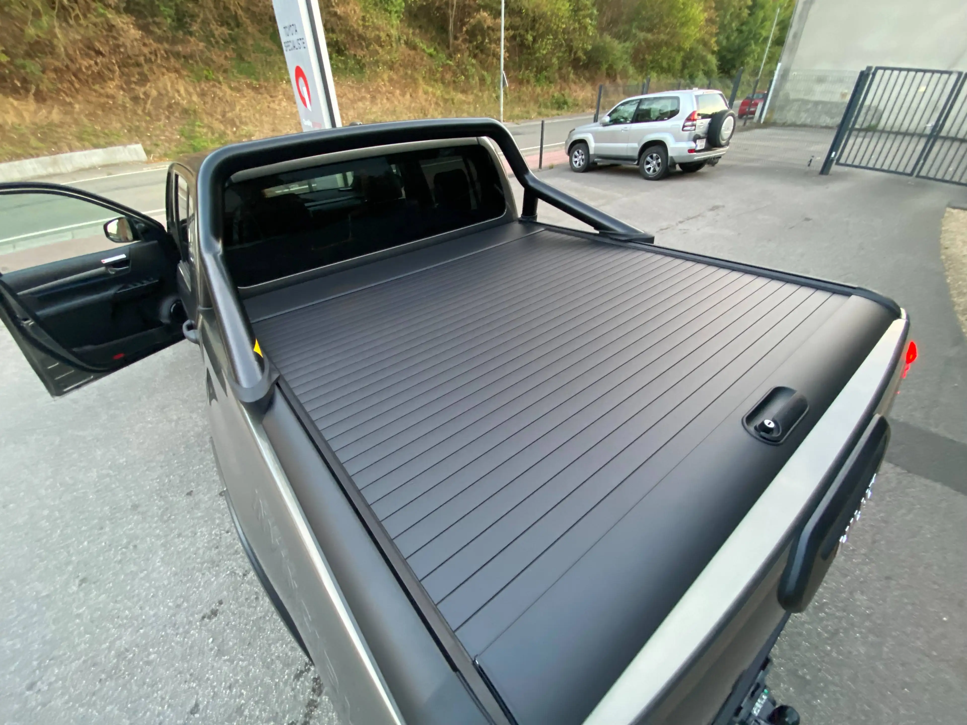 Toyota Hilux 2.8 D-4D 4WD Invincible — photo 9