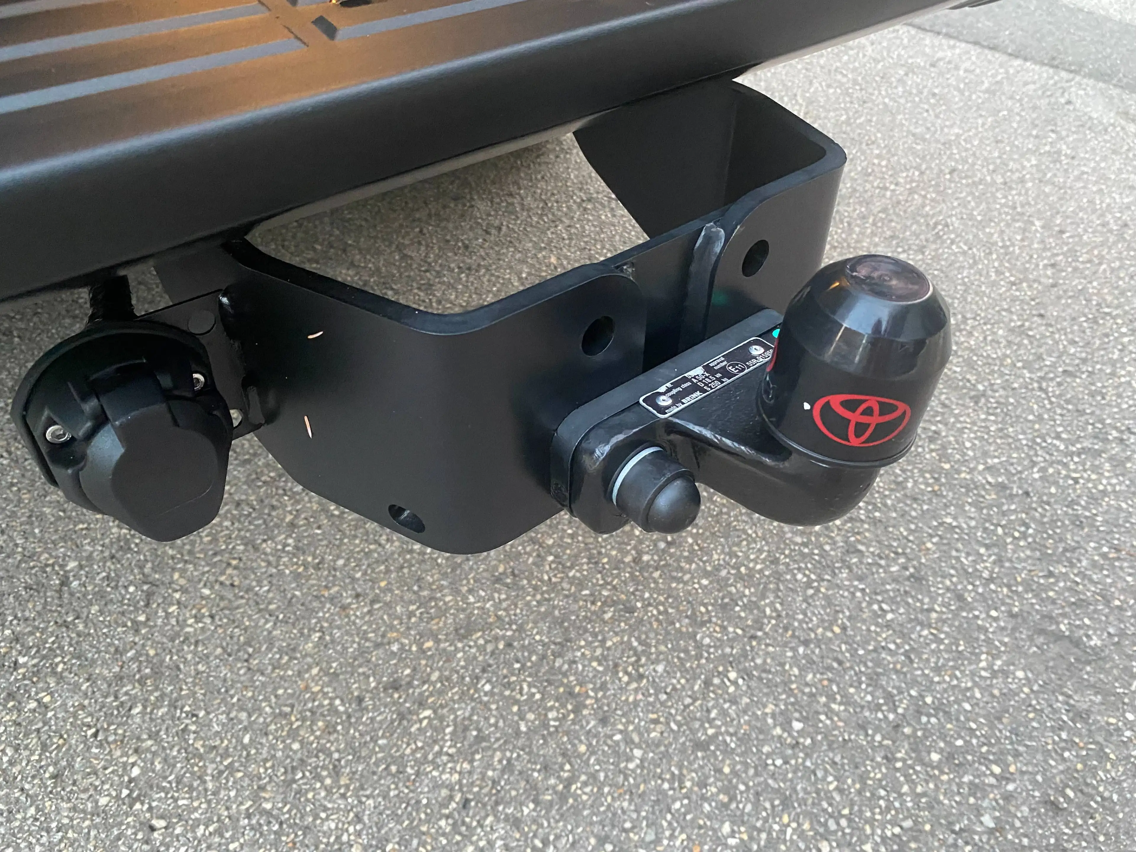 Toyota Hilux 2.8 D-4D 4WD Invincible — photo 12