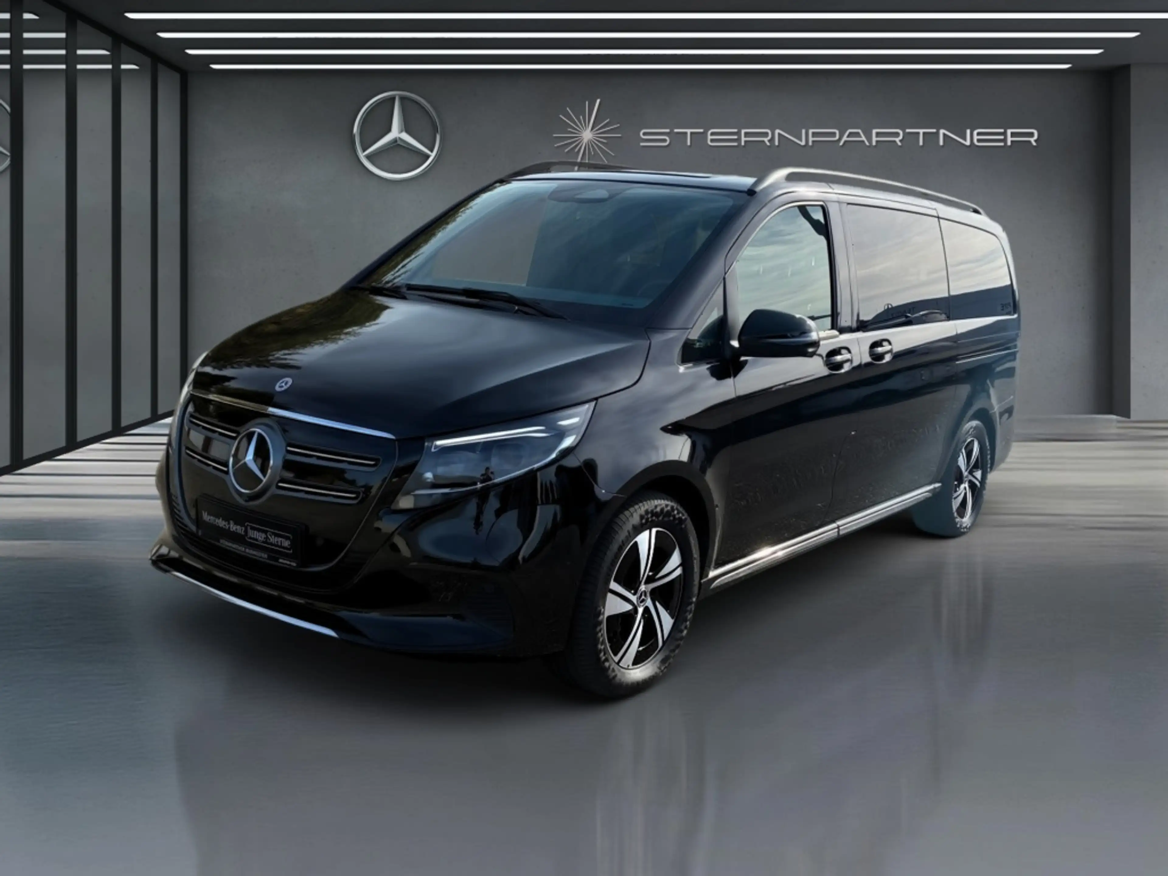Mercedes-Benz EQV 300 lang elektr.Heck+Schiebetür+LED+Carplay