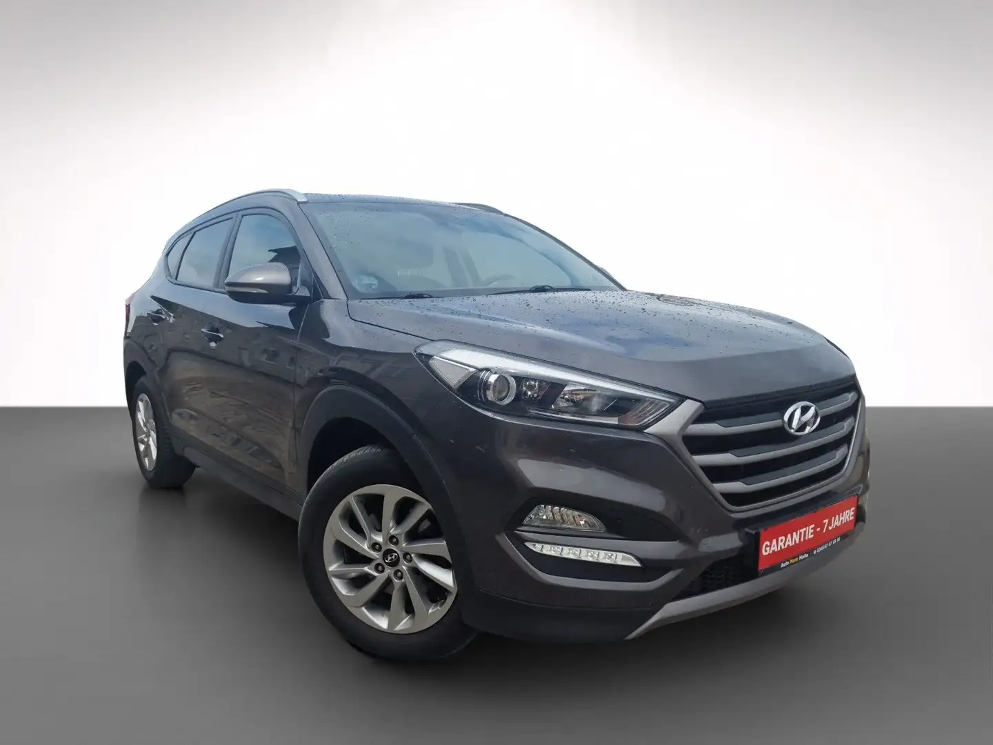 Hyundai TUCSON Sitz&Lenkradh+PDC+Navi+Klimaautomatik Grau - 1