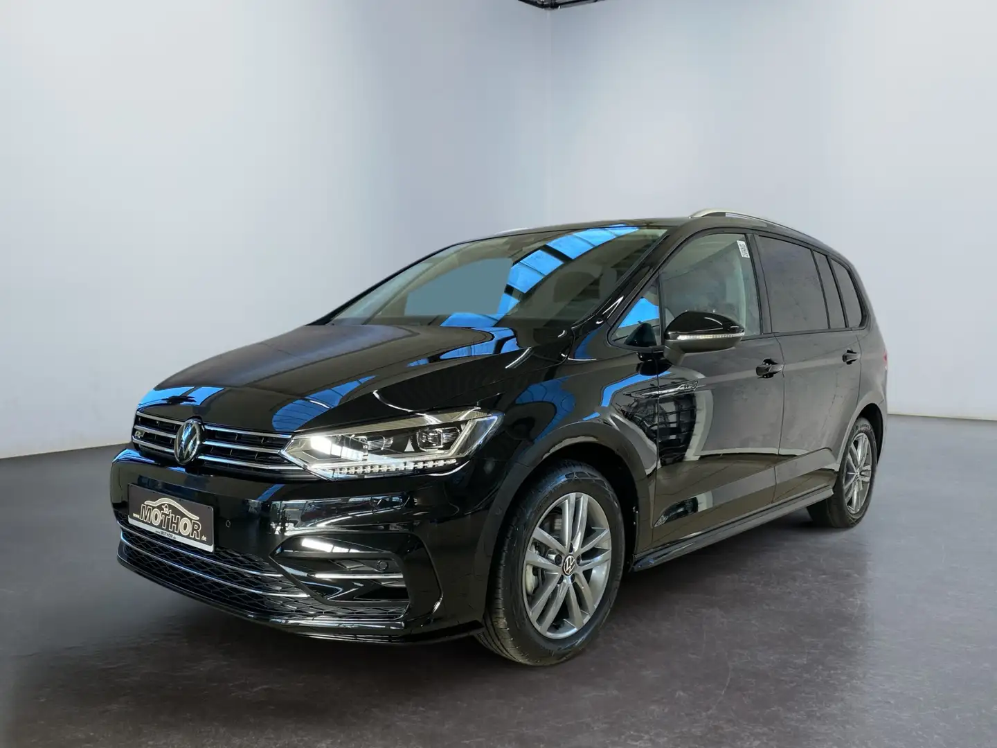 Volkswagen Touran R-Line 2.0 TDI DSG Panorama Keyless Schwarz - 2