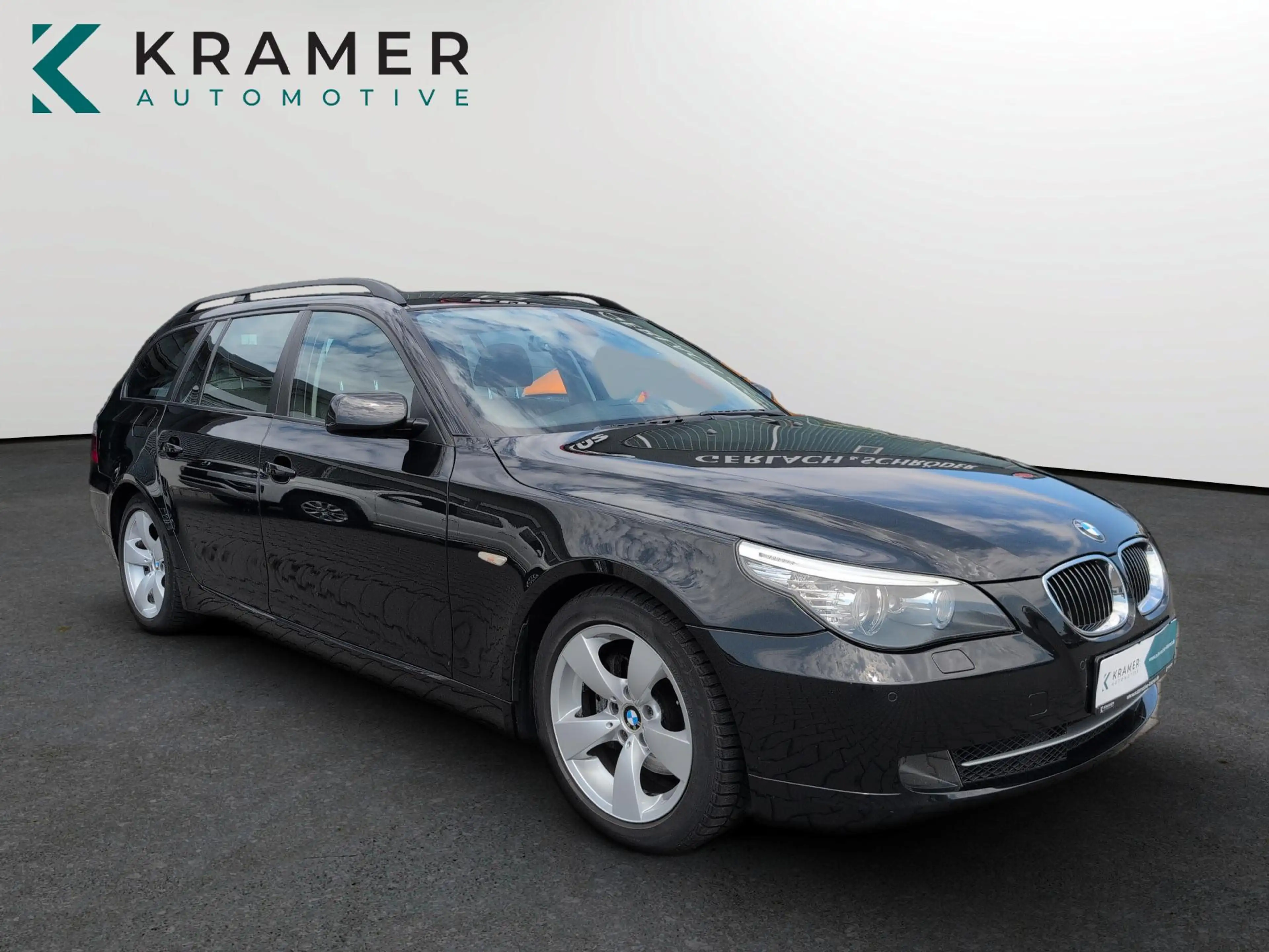 BMW 525 i Aut. Tour. NAVI+LEDER+XENON+AHK+PANO+TOP!! — photo 8