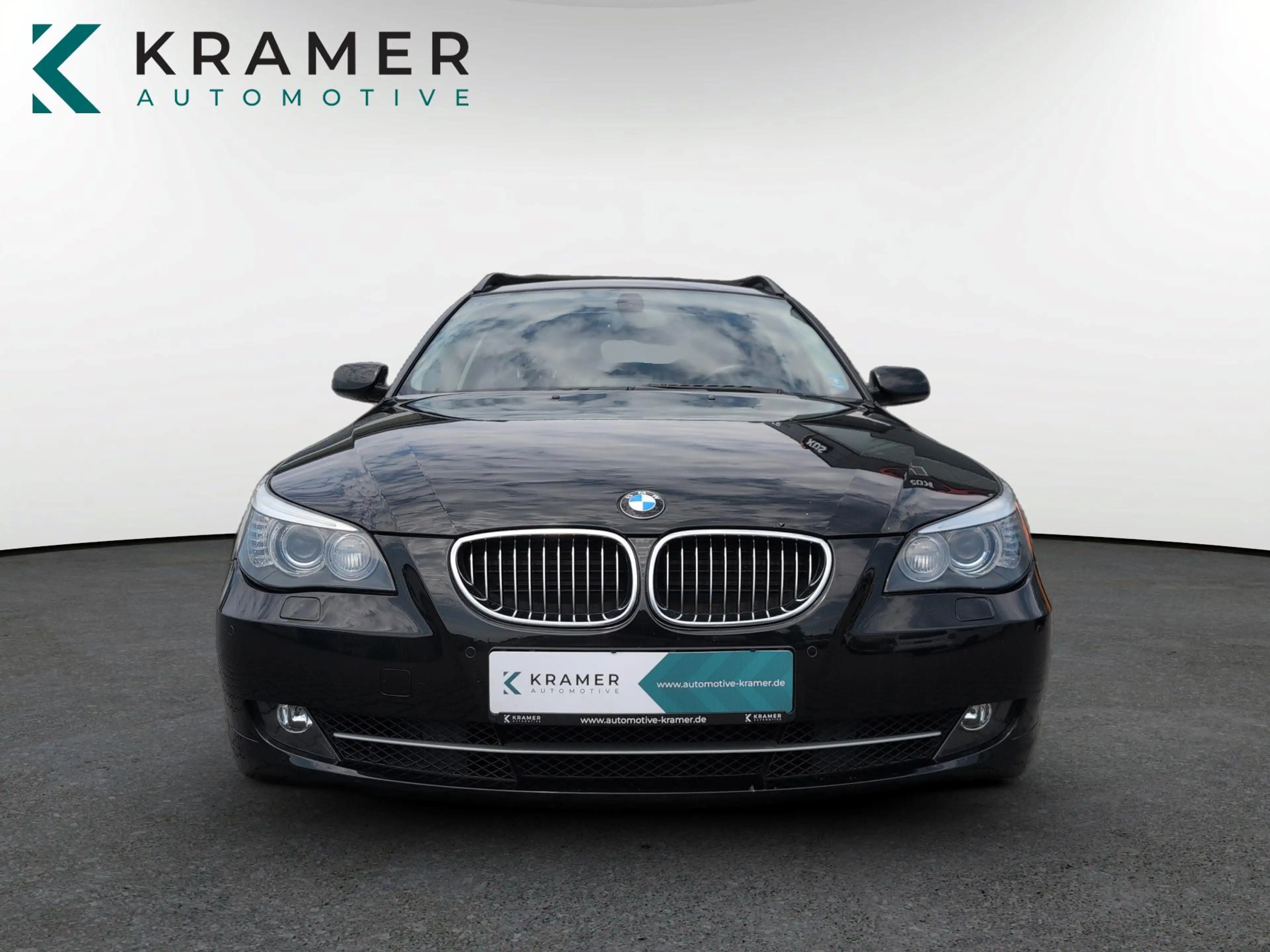 BMW 525 i Aut. Tour. NAVI+LEDER+XENON+AHK+PANO+TOP!! — photo 9