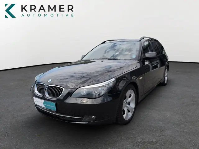 BMW 525 i Aut. Tour. NAVI+LEDER+XENON+AHK+PANO+TOP!!