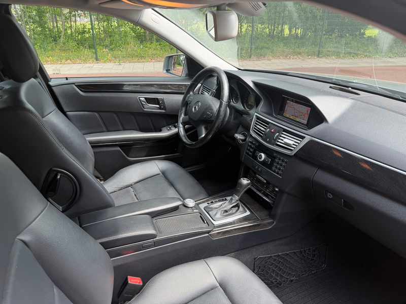 Mercedes-Benz E 200 Estate CGI Avantgarde / Navi / xenon / leder / Air — photo 13