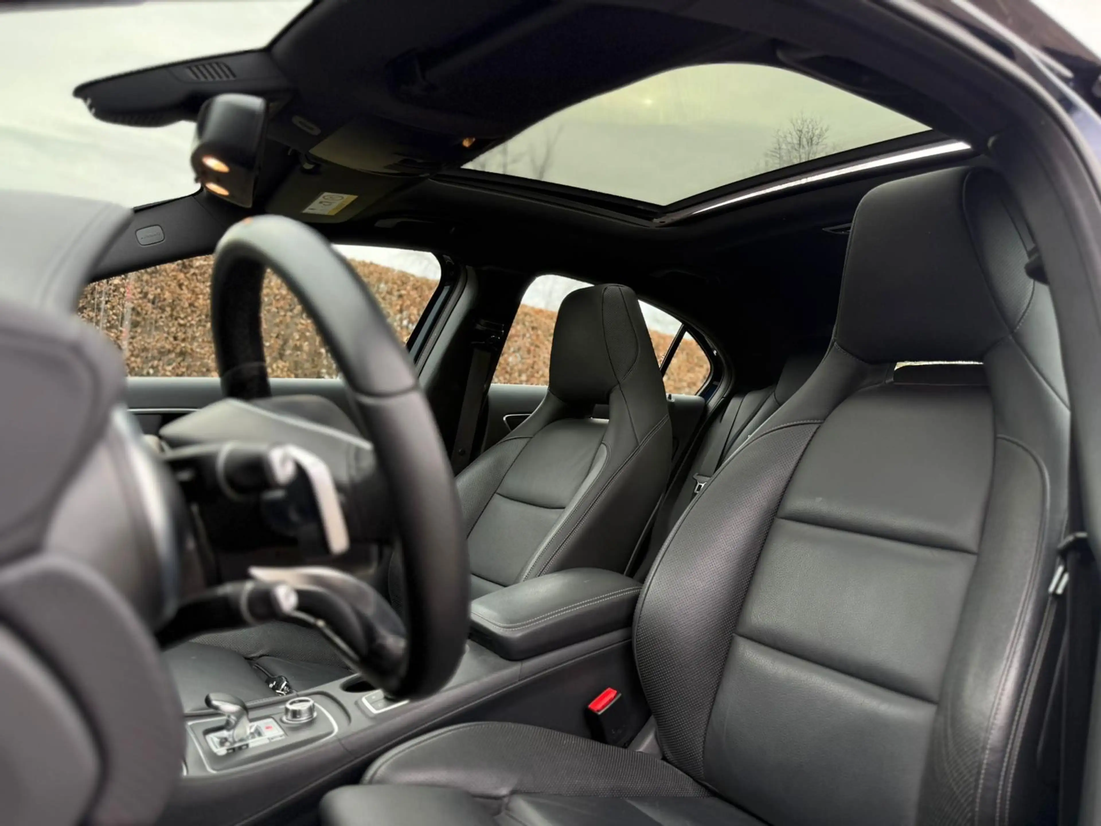 Mercedes-Benz A 45 AMG A 45 AMG 4-Matic// AERO-PACK — photo 14