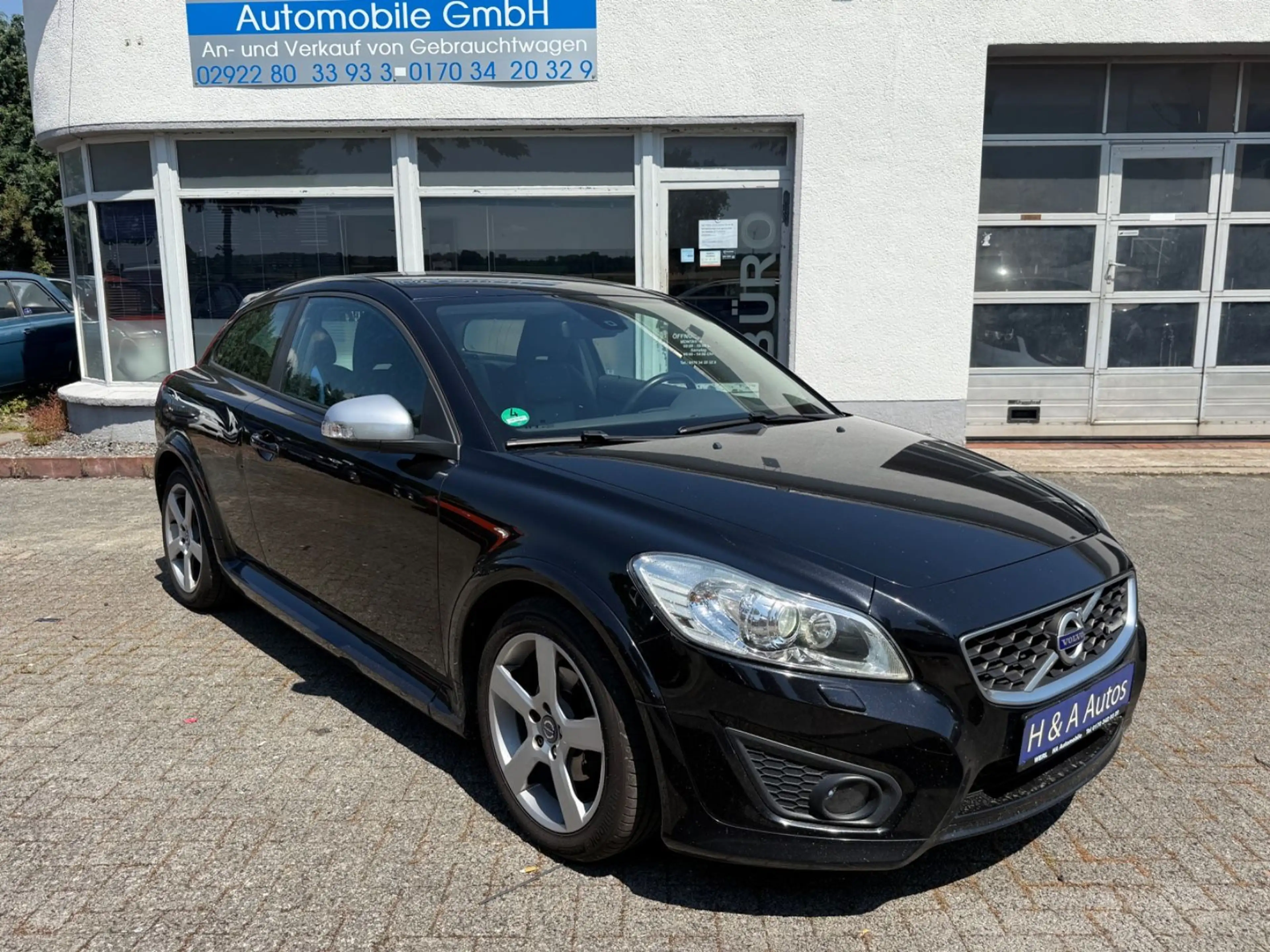Volvo C30 D2 Edition R-Design — photo 2