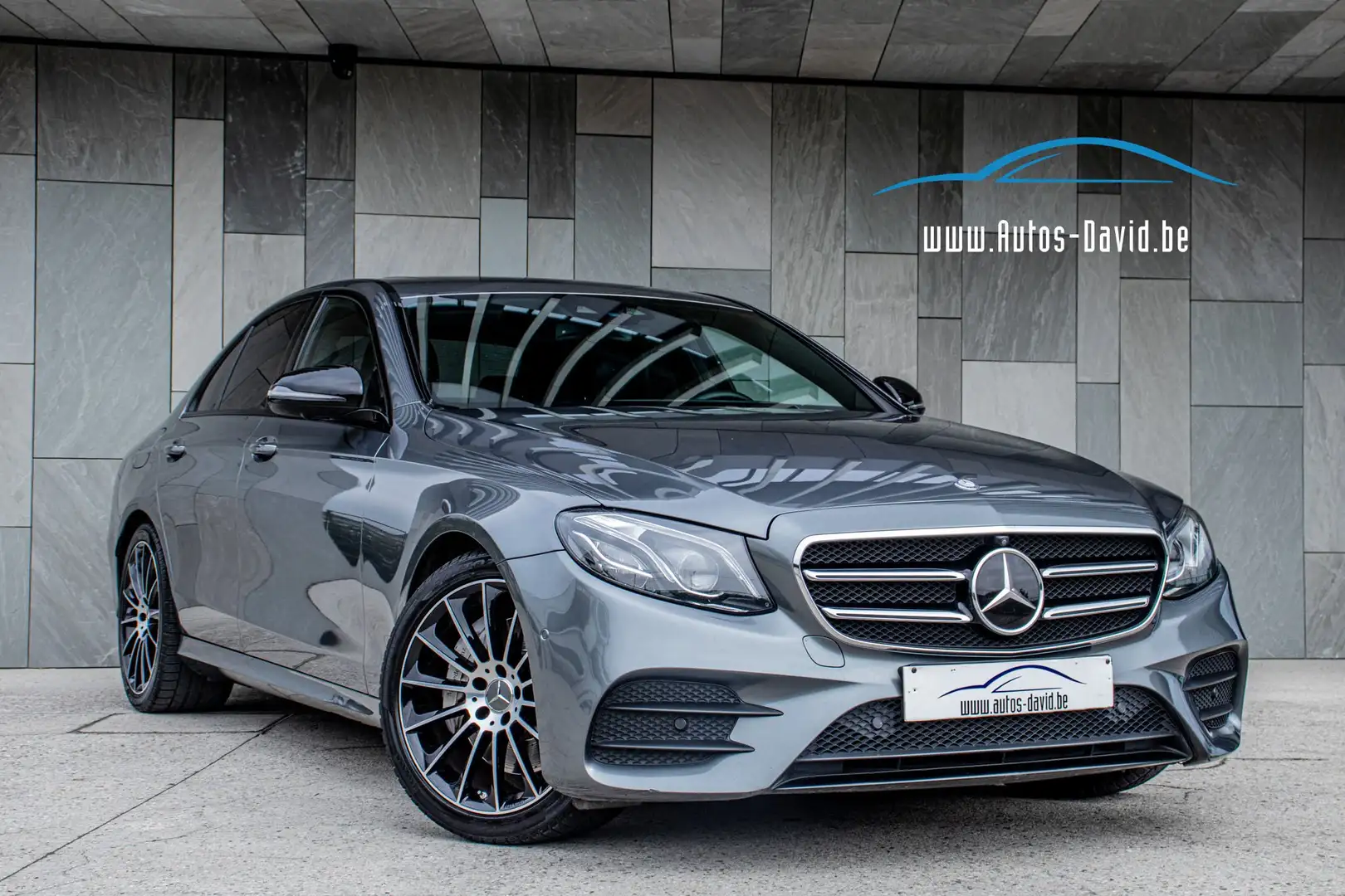 Mercedes-Benz E 350 d AMG-Line 3.0 V6 9G-Tronic *360°*APPLE CARPLAY Gris - 1