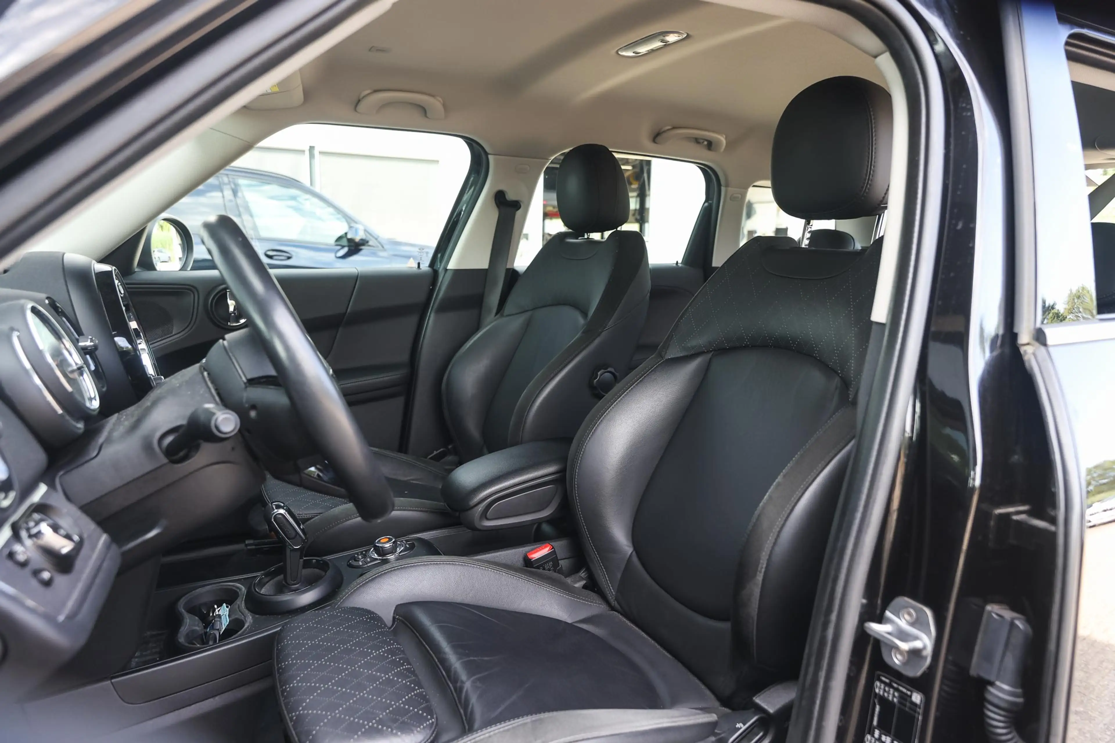 MINI Cooper Countryman Automaat / Comfortstoelen / Stoelverwarming / Comf — photo 12