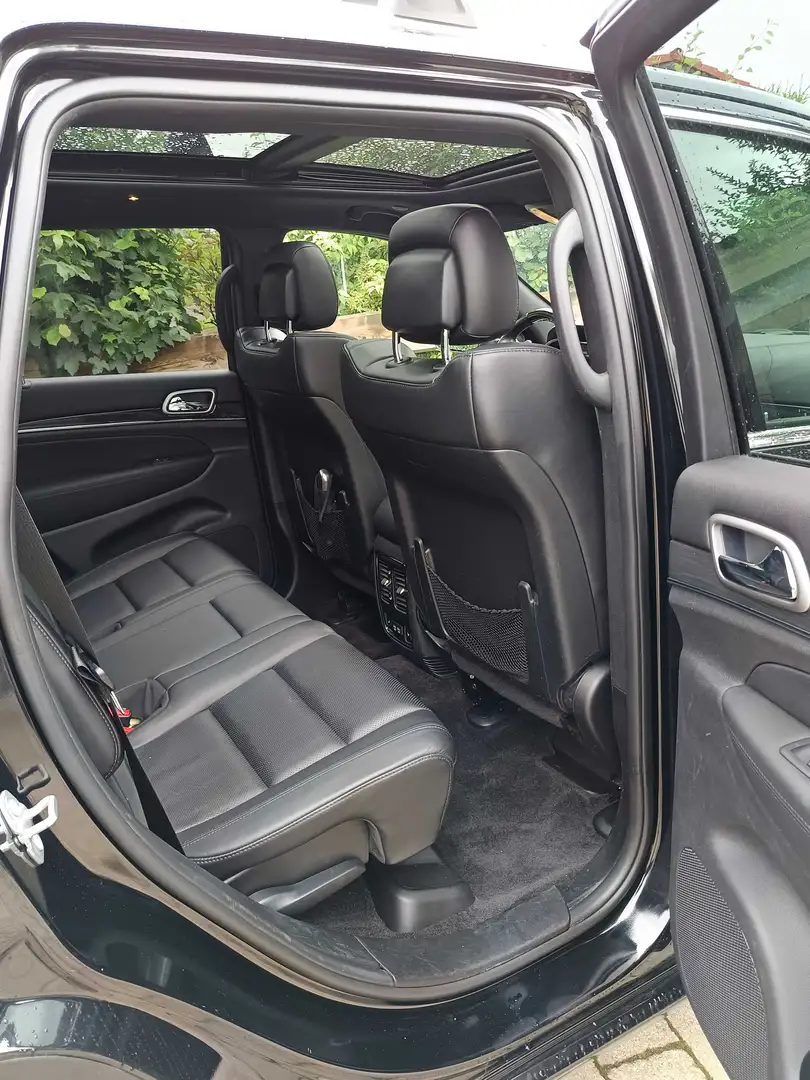 Jeep Grand Cherokee Grand Cherokee 3.0 V6 Multijet 4WD Automatik Overl Negru - 2