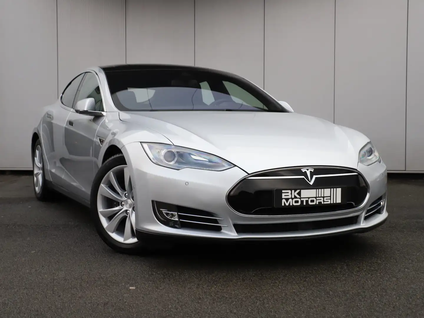 Tesla Model S Model S 85D Free Supercharging -386kW/525pk Plateado - 1