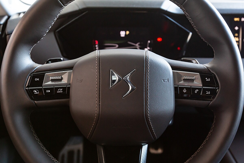 DS Automobiles DS 4 Etoile-Nappaleder — photo 6
