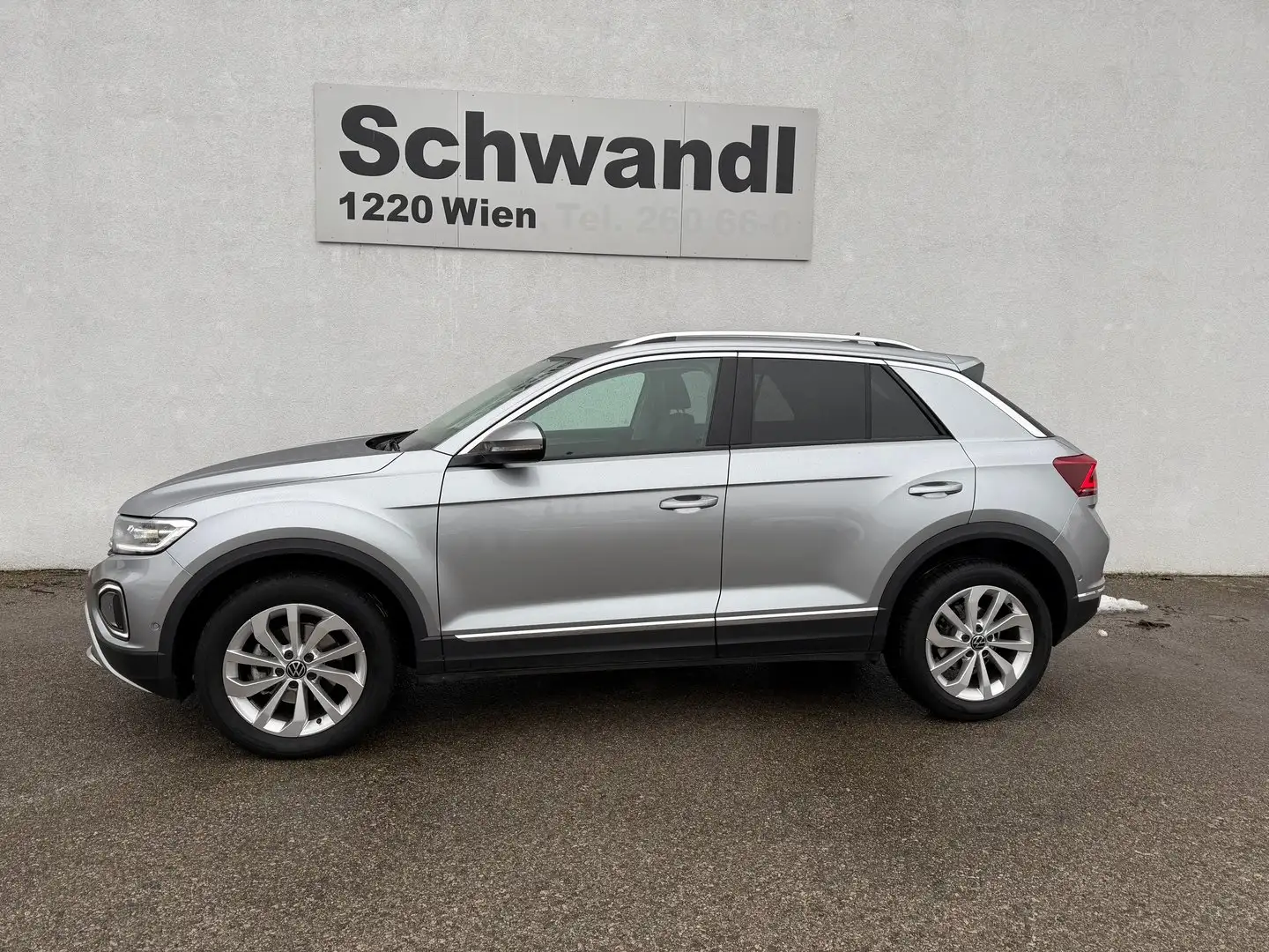Volkswagen T-Roc Style TSI DSG Silber - 1