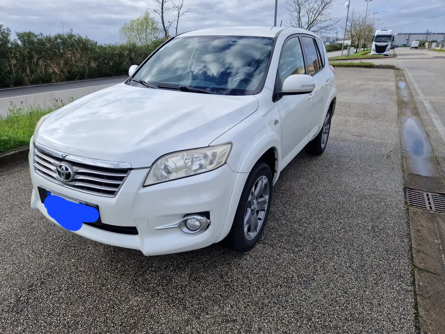 Toyota RAV 4 Rav4+III+2010+Crossover+RAV4+2.2+150cv+auto Bianco - 1