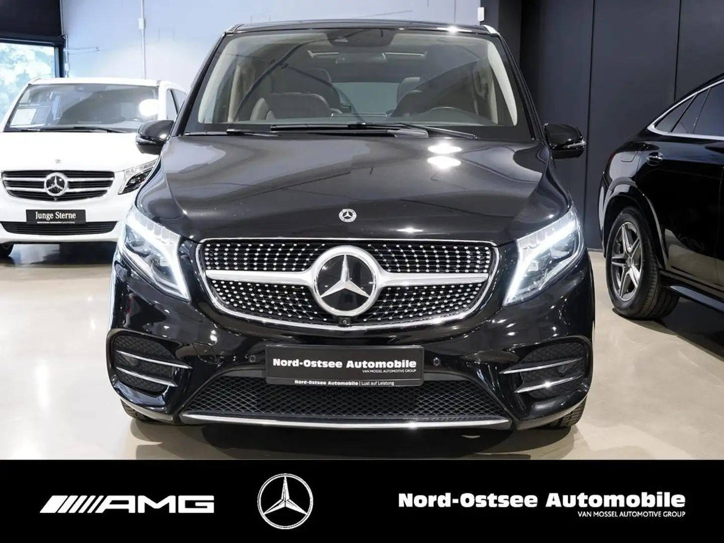 Mercedes-Benz V 300 EXCLUSIVE AMG 4MATIC AHK 2,5t DISTR 360° Noir - 2