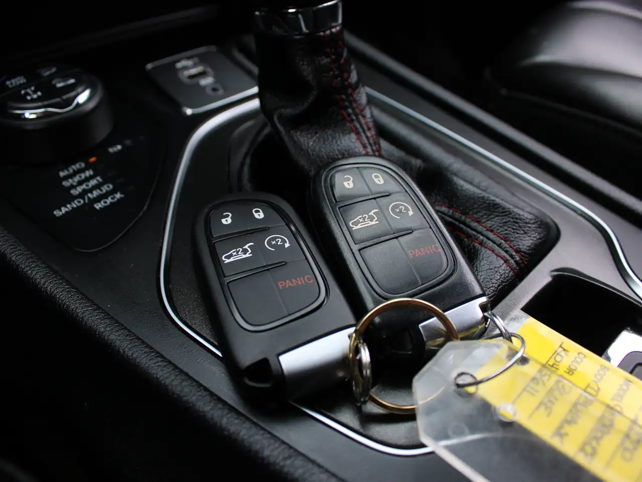 Jeep Cherokee photo Jeep Cherokee