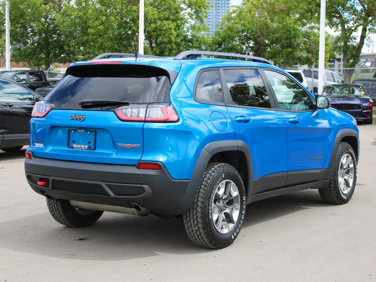 Jeep Cherokee photo Jeep Cherokee