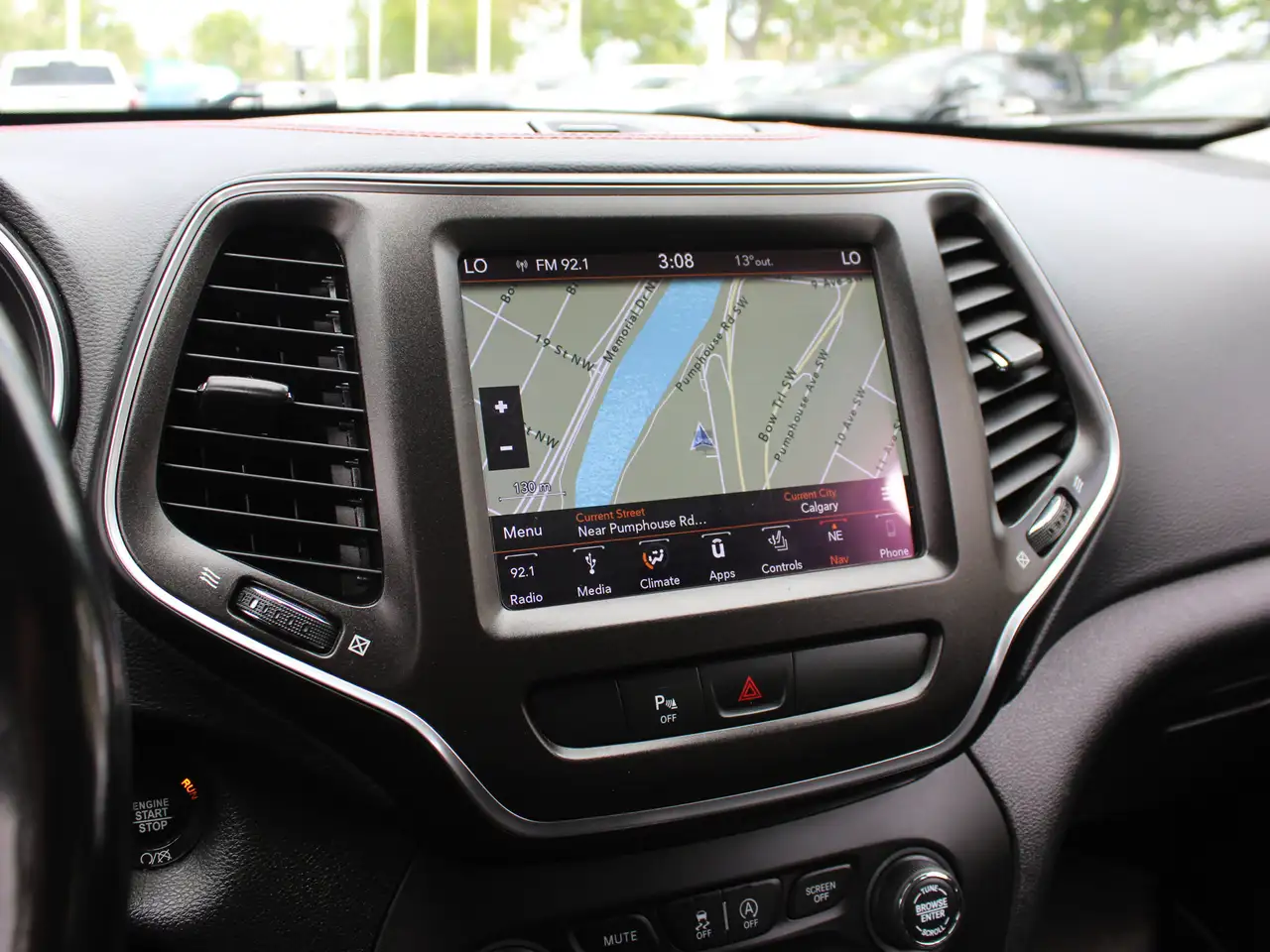 Jeep Cherokee photo Jeep Cherokee