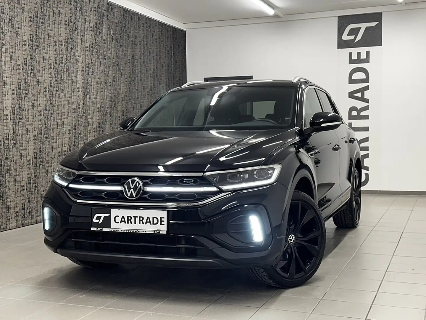 Volkswagen T-Roc 2.0TDI 4motion R-Line DSG / LED/ VIRTUAL/ ACC/ ... Schwarz - 1