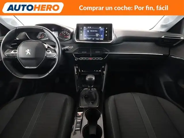 Peugeot 208 view 13