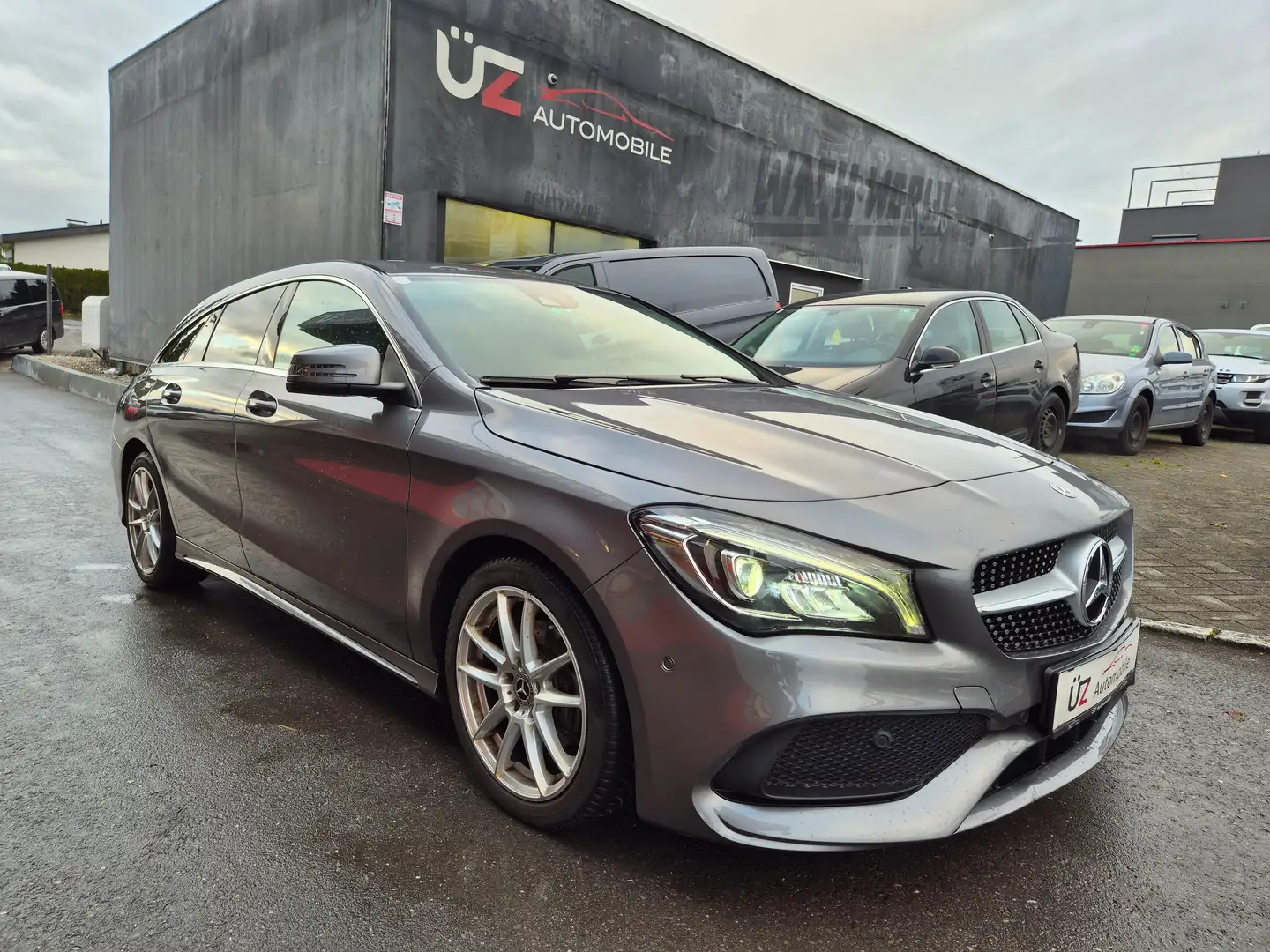 Mercedes-Benz CLA 200 *** AUTOMATIK *** CLA 200 CDI / d Grau - 1