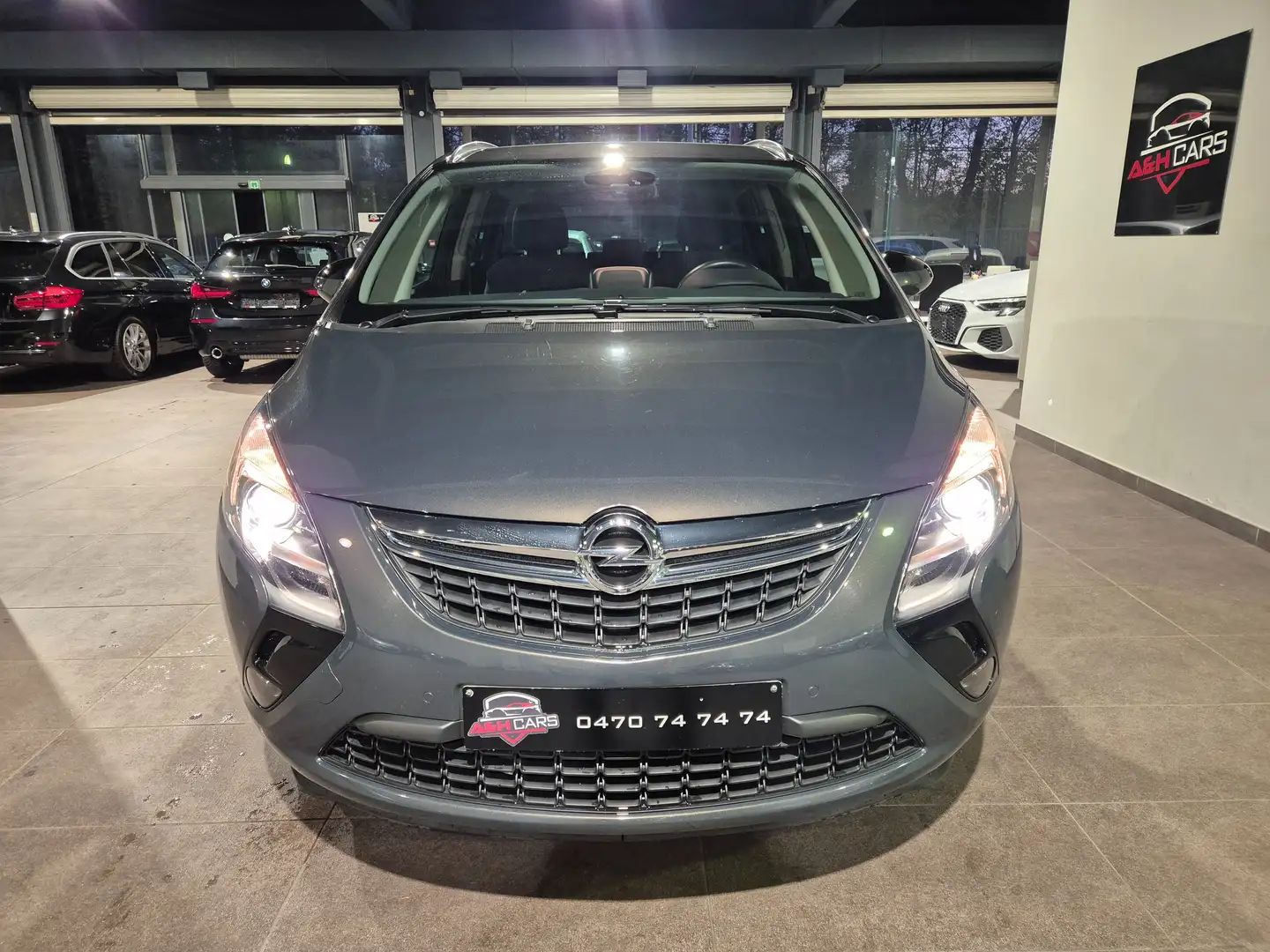 Opel Zafira Tourer Zafira 1.364 Gris - 2