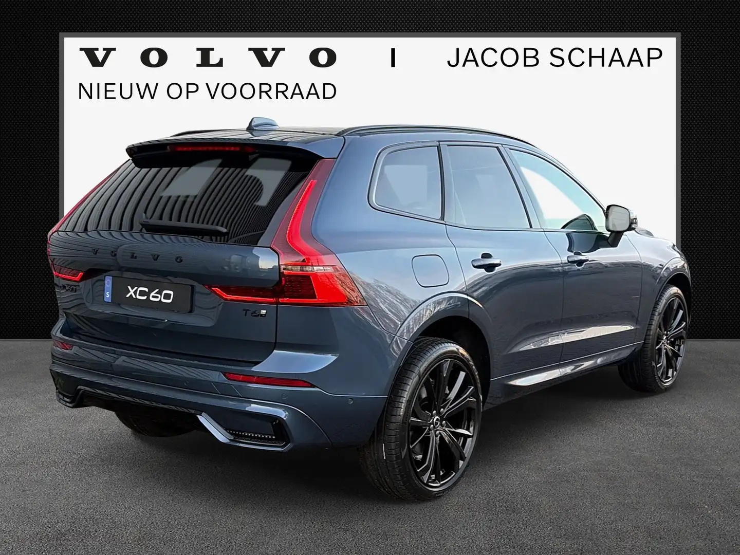 Volvo XC60 2.0 T6 Plug-in hybrid AWD Plus Black Edition / Nie Blau - 2