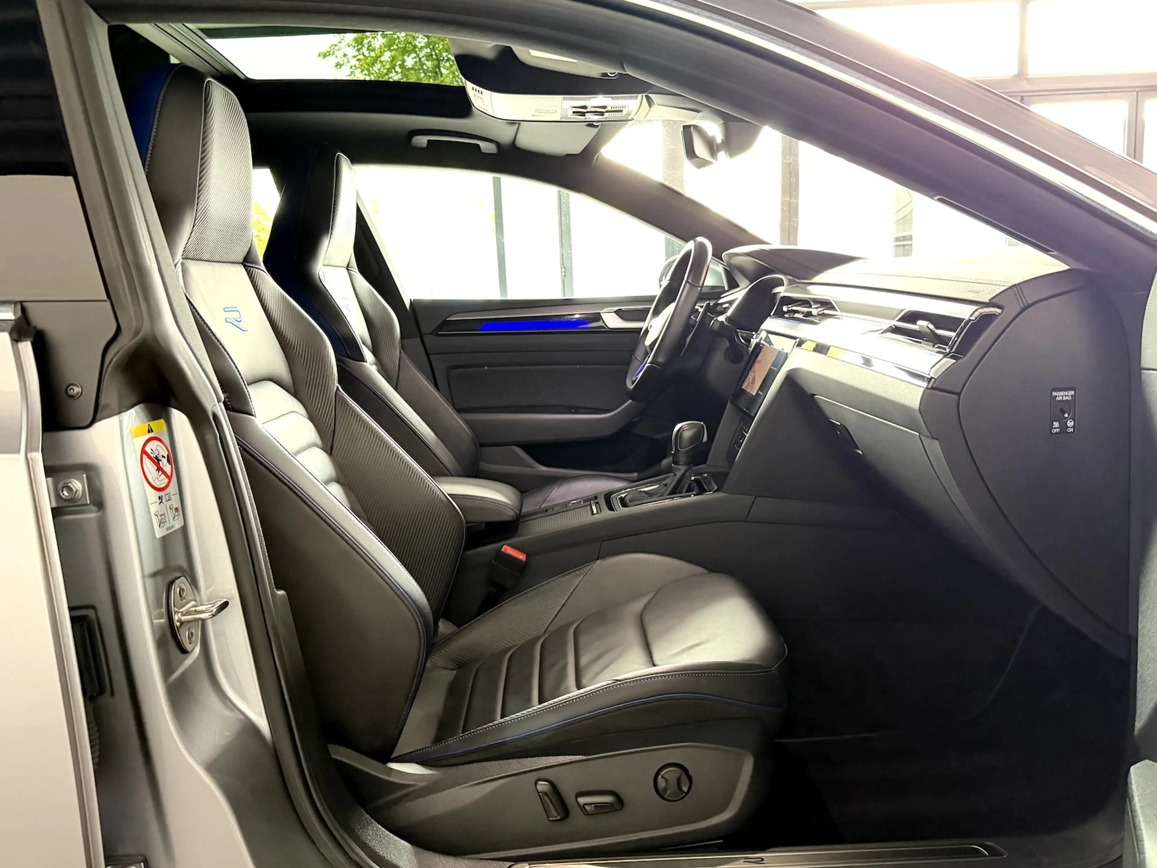 Volkswagen Arteon Shooting Brake R 2.0 TSI*Pano*H&K*HUD*AHK* — photo 10
