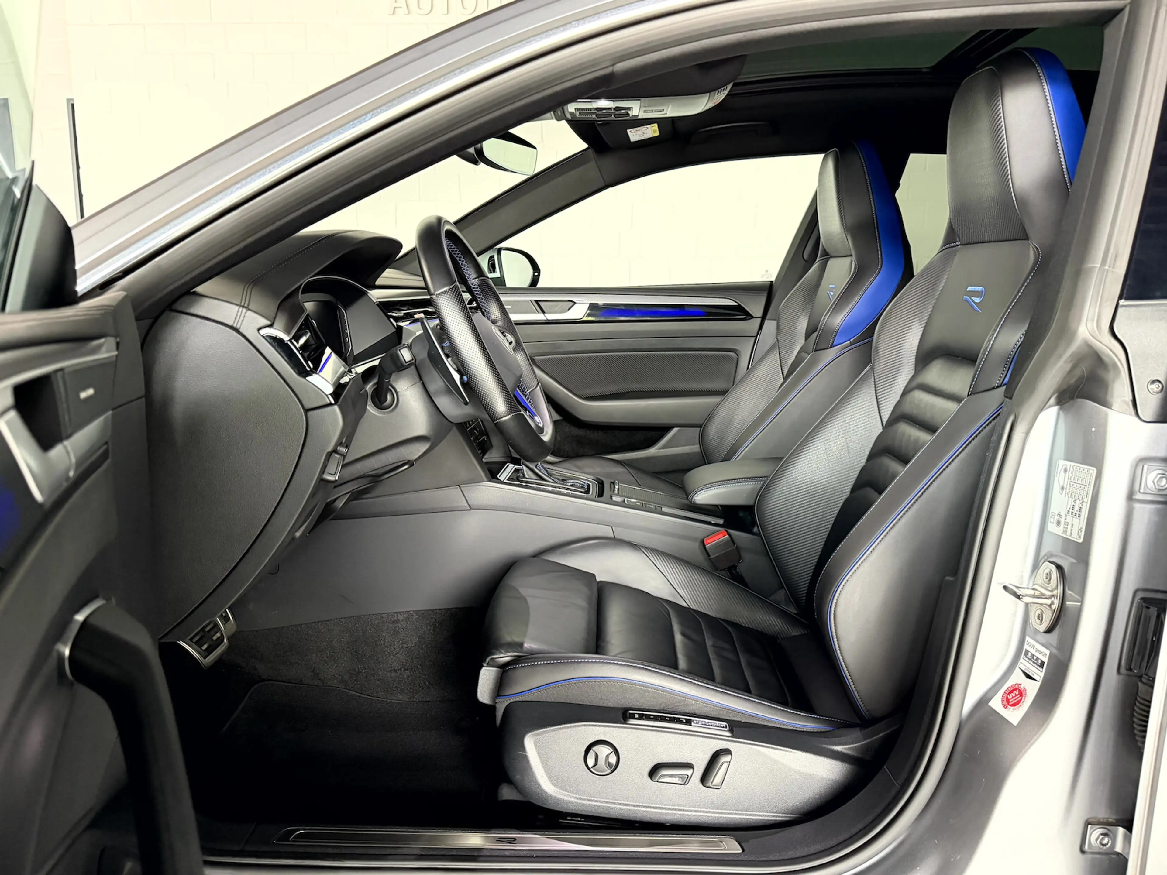 Volkswagen Arteon Shooting Brake R 2.0 TSI*Pano*H&K*HUD*AHK* — photo 9