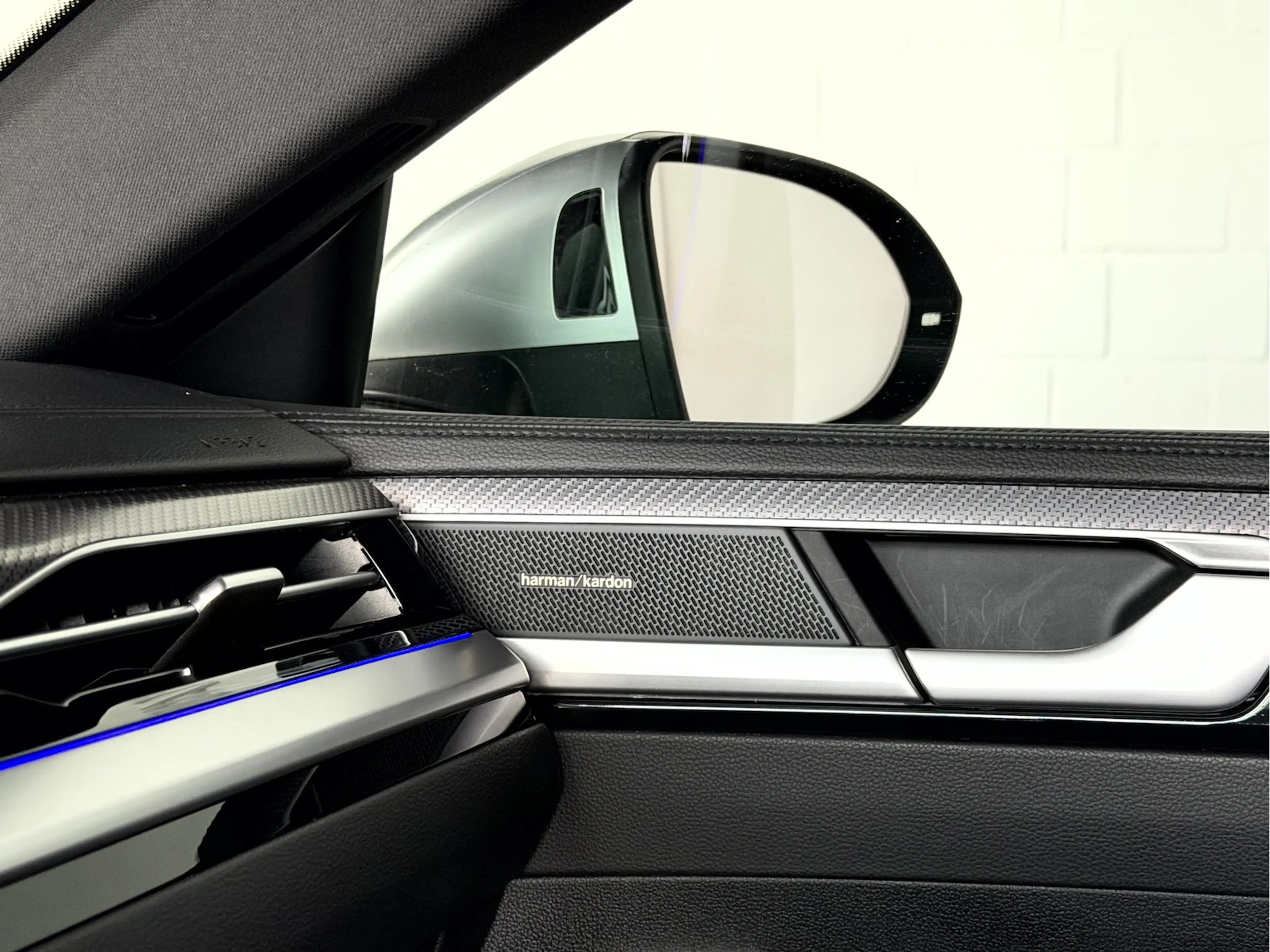 Volkswagen Arteon Shooting Brake R 2.0 TSI*Pano*H&K*HUD*AHK* — photo 15
