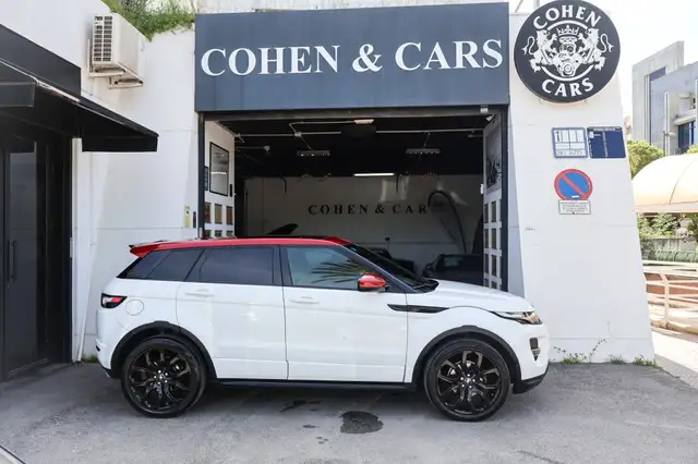 Land Rover Range Rover Evoque view 3