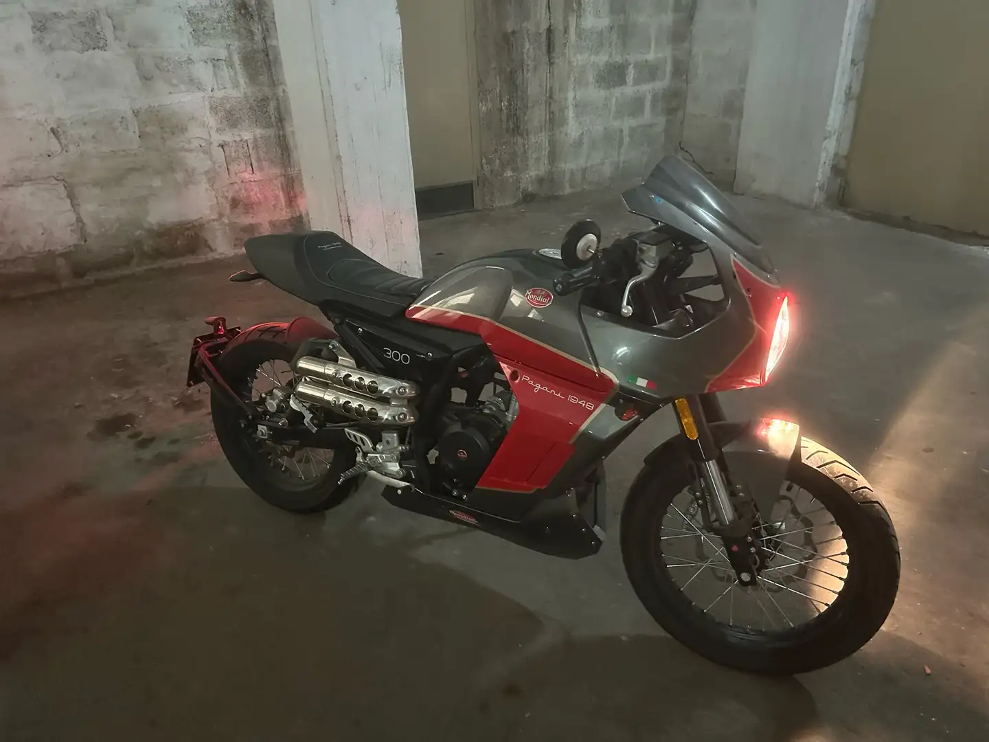Mondial SPORT CLASSIC 300i - 2