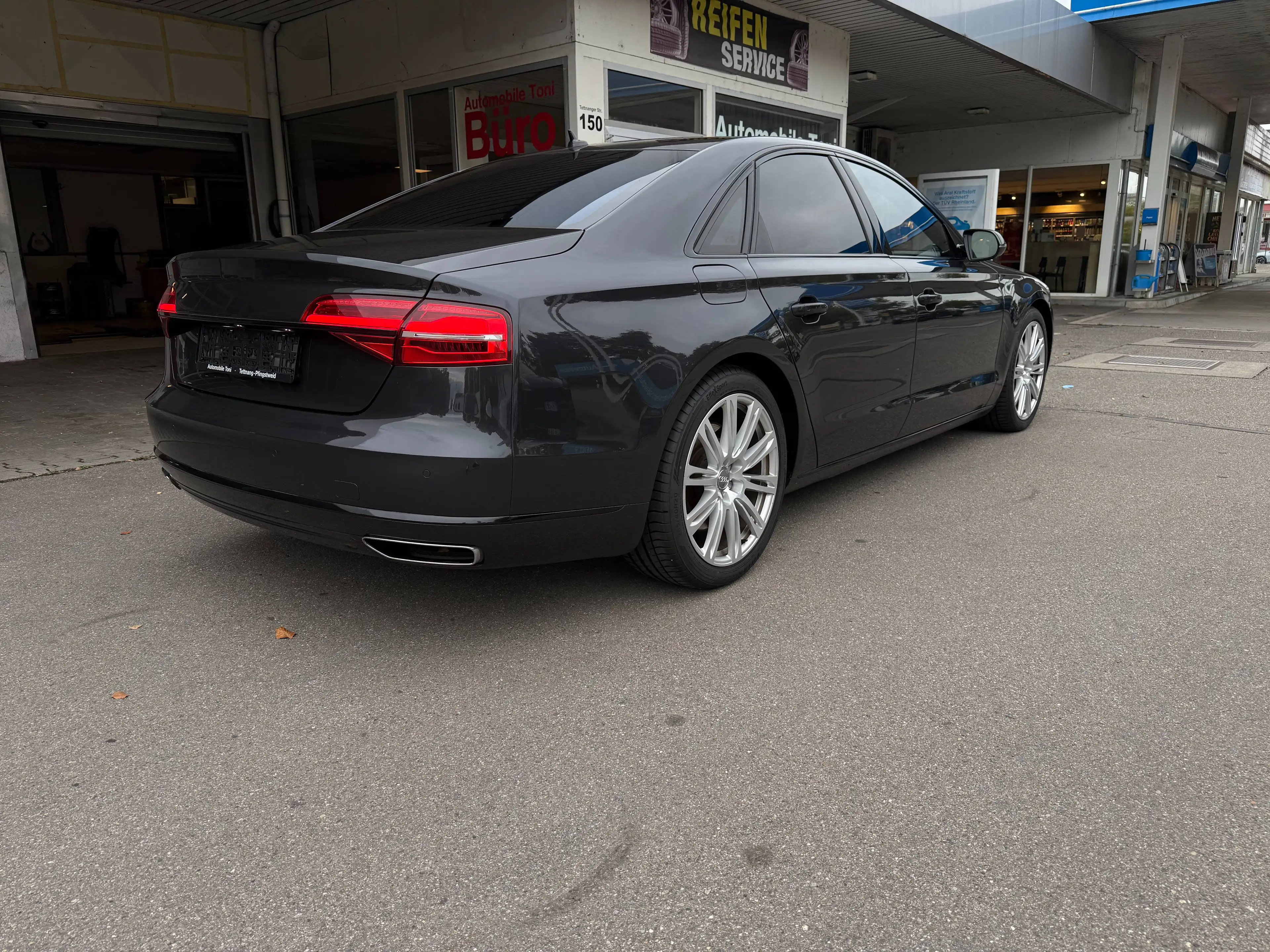 Audi A8 4.2 TDI clean diesel quattro — photo 7