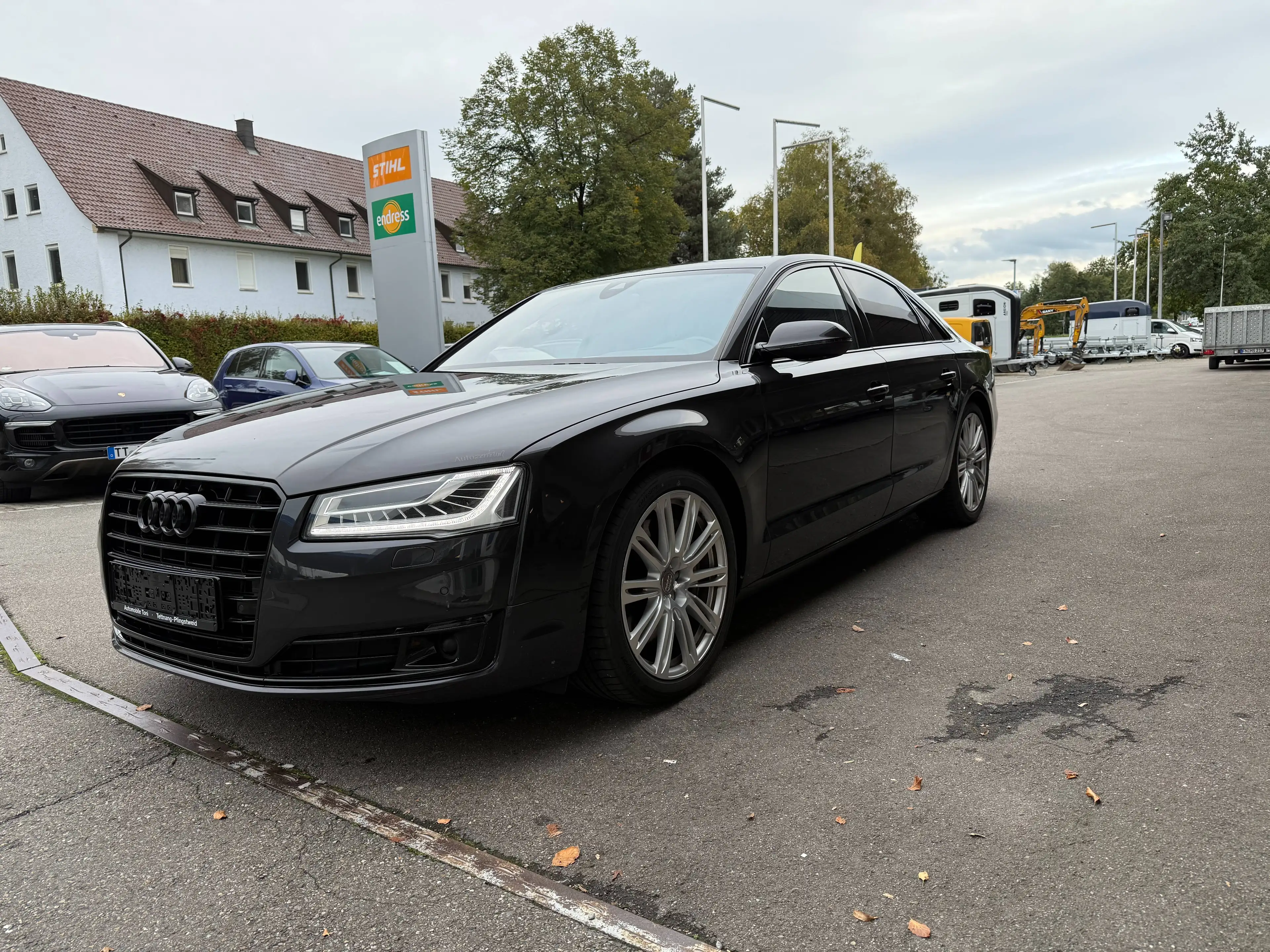 Audi A8 4.2 TDI clean diesel quattro — photo 3