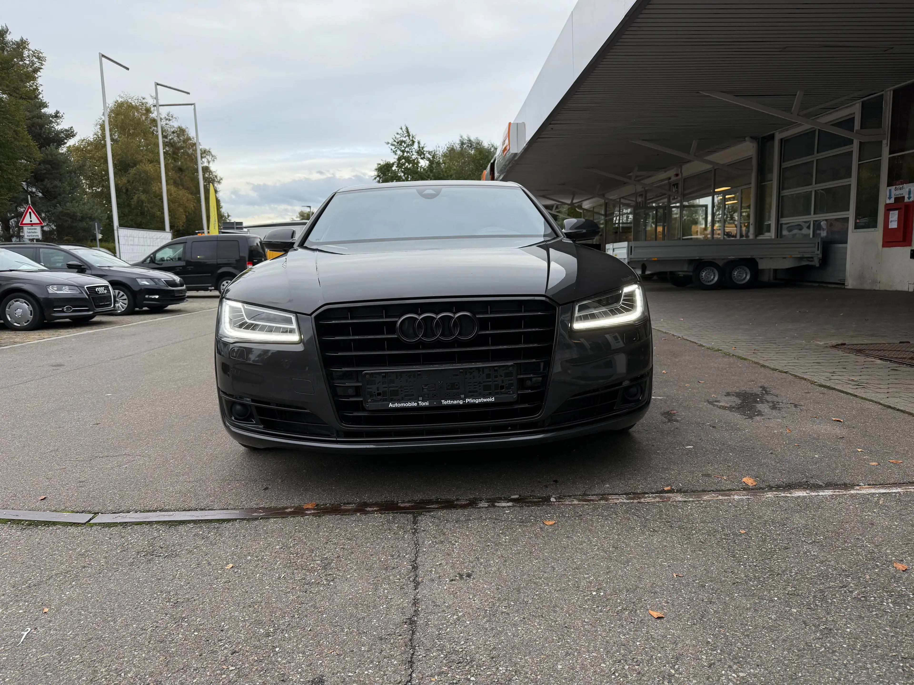 Audi A8 4.2 TDI clean diesel quattro — photo 2