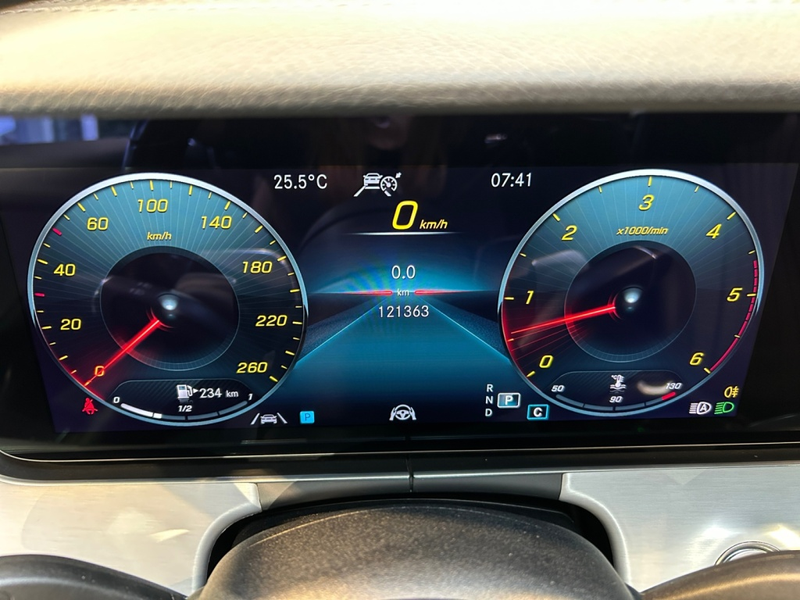 Mercedes-Benz E 400 d 4matic Coupe Avantgarde Avantgarde+MBUX — photo 13