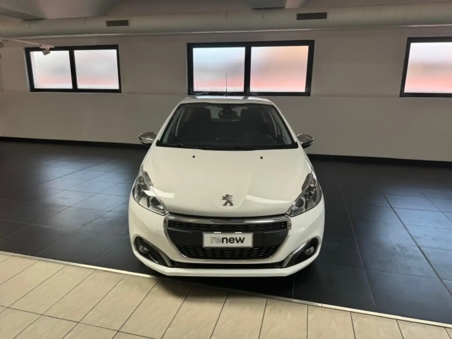 Peugeot 208 208 5p 1.2 puretech Allure 82cv Bianco - 2