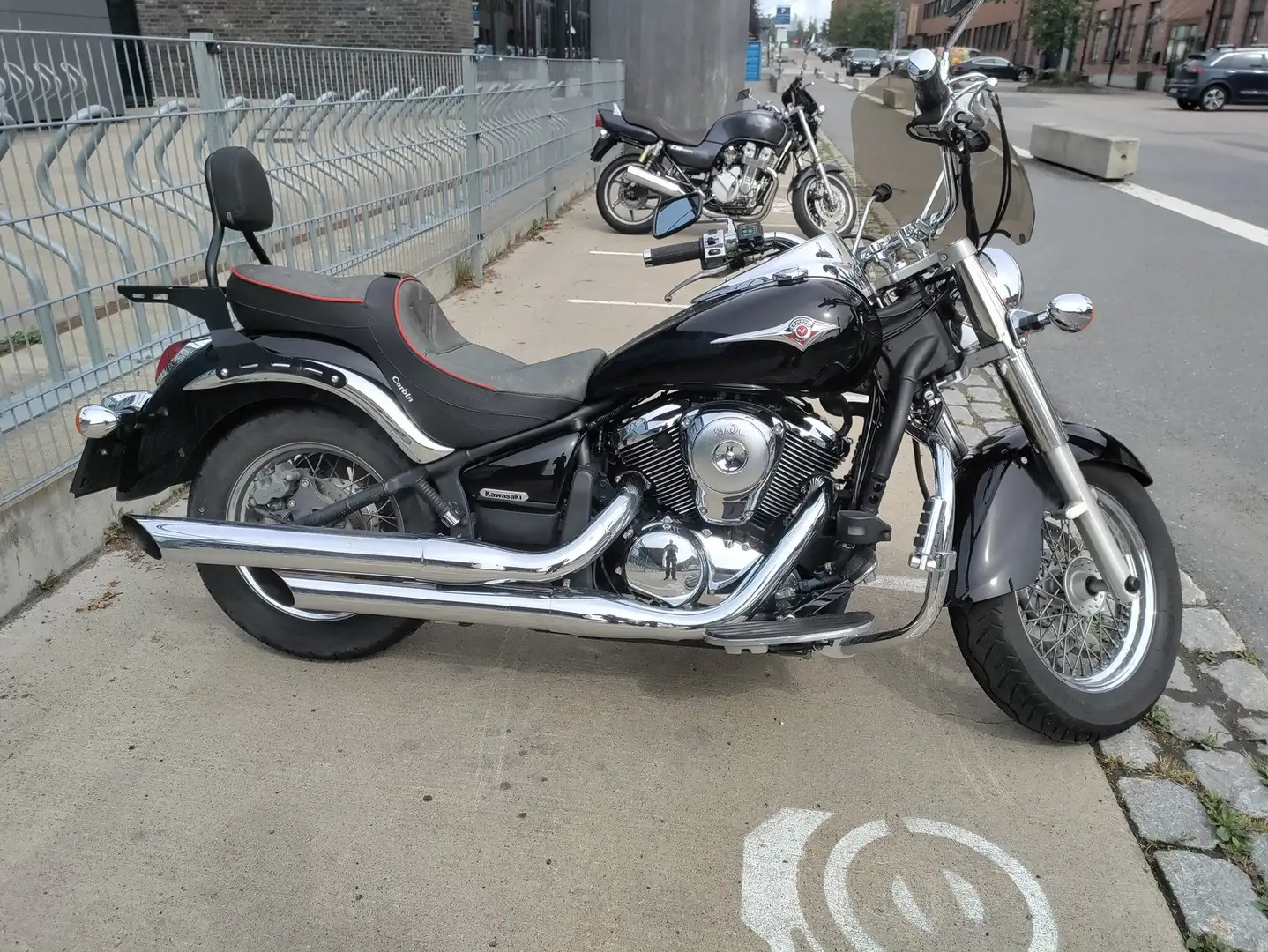 Kawasaki VN 900 Classic Noir - 1