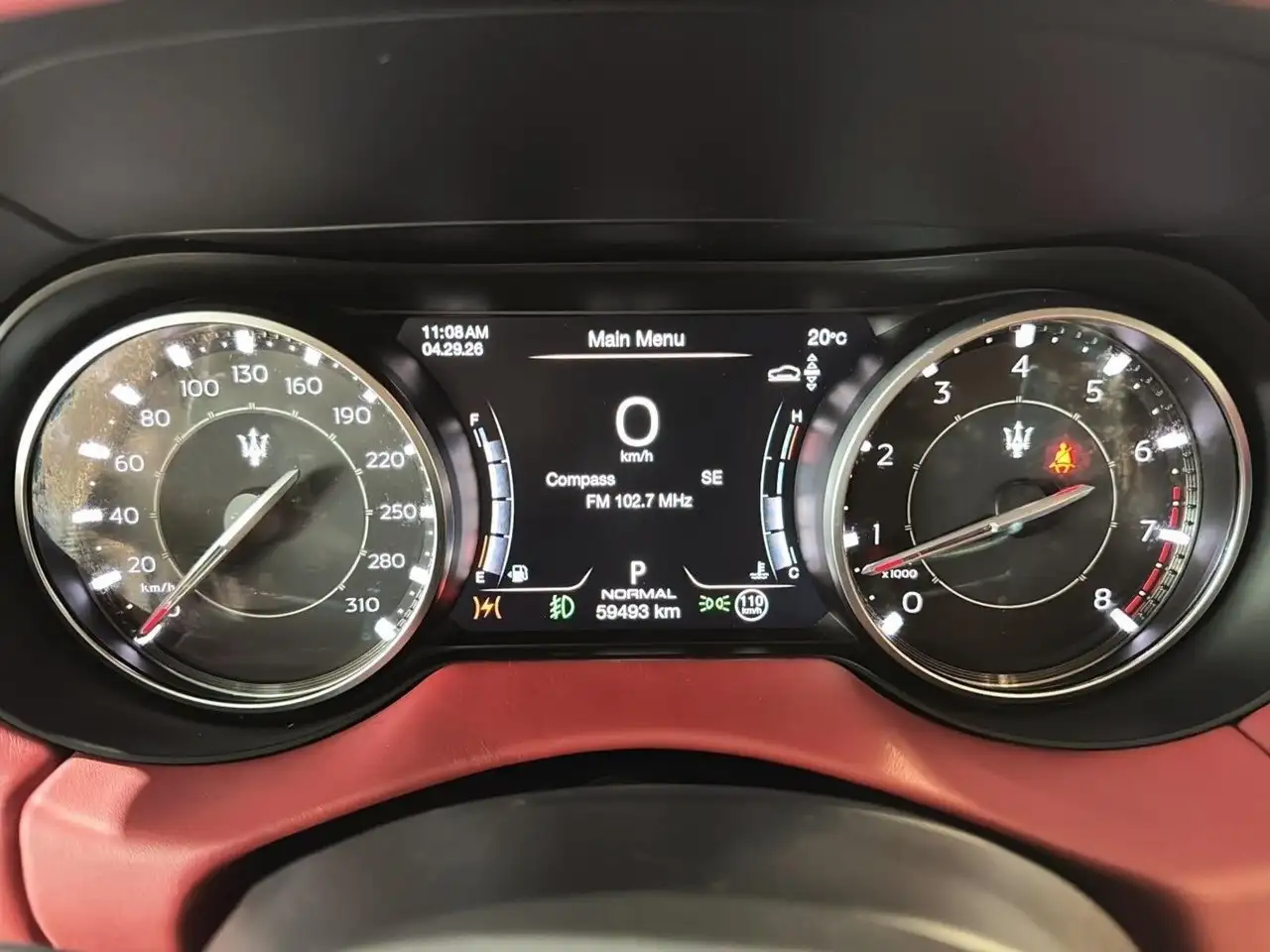Maserati Levante снимка Maserati Levante
