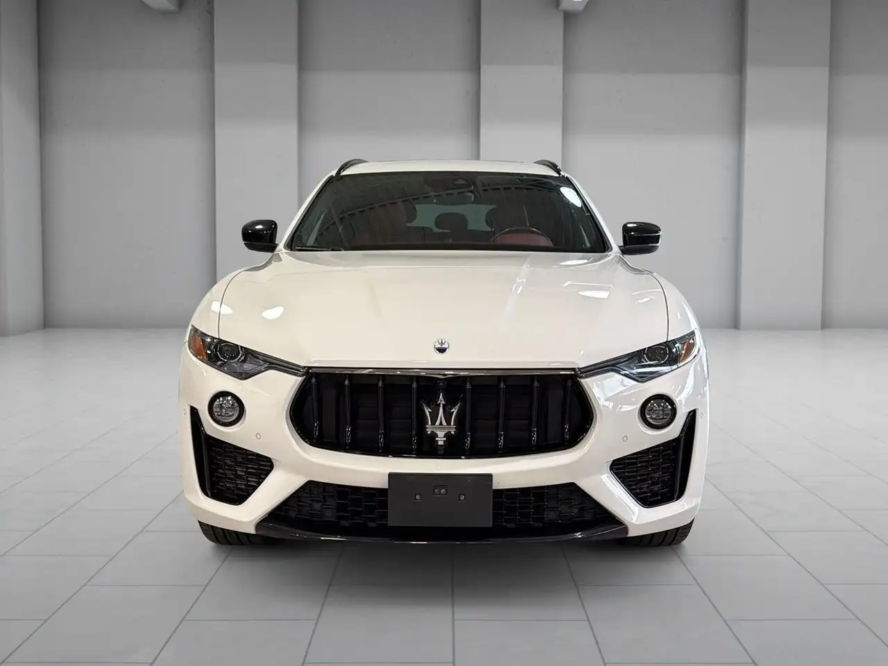 Maserati Levante снимка Maserati Levante