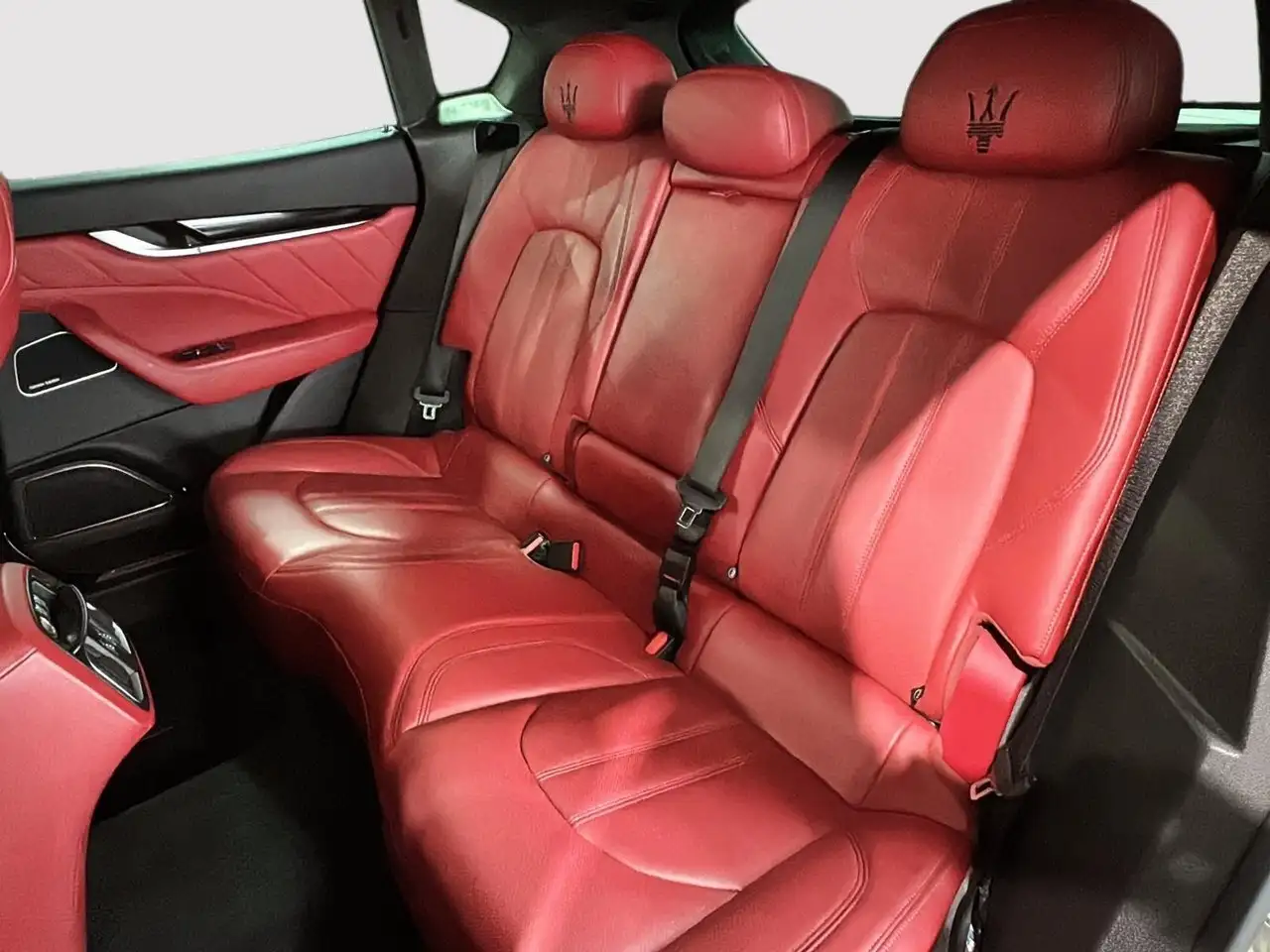 Maserati Levante снимка Maserati Levante