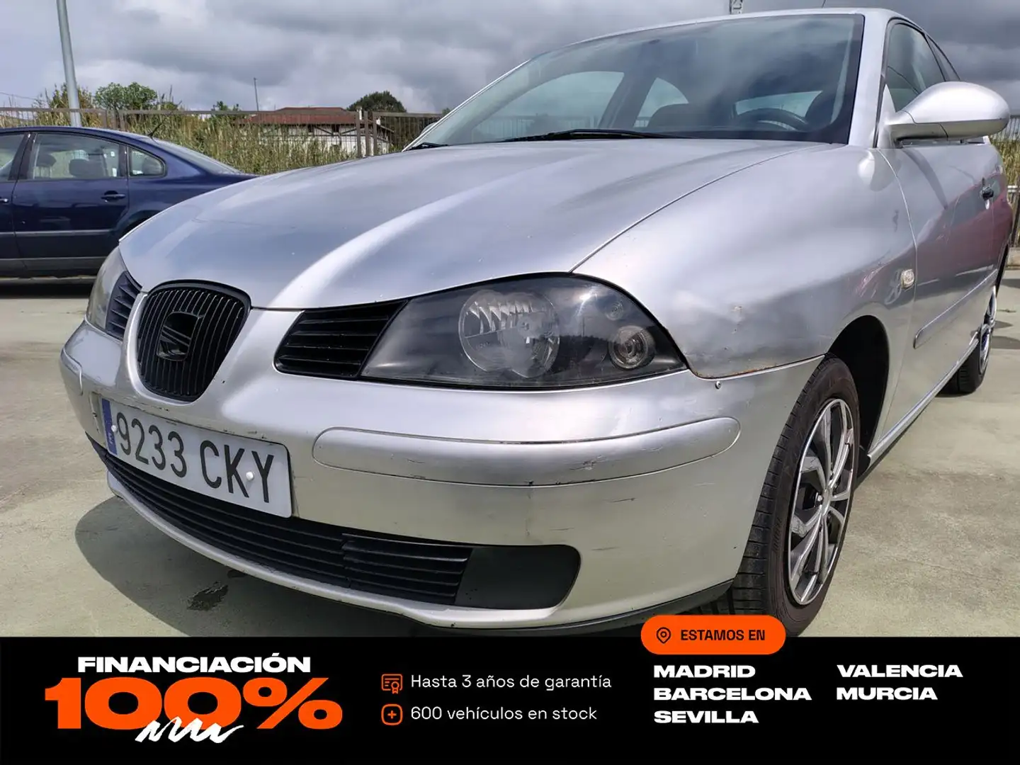 SEAT Ibiza 1.4 16v Signa Gris - 1