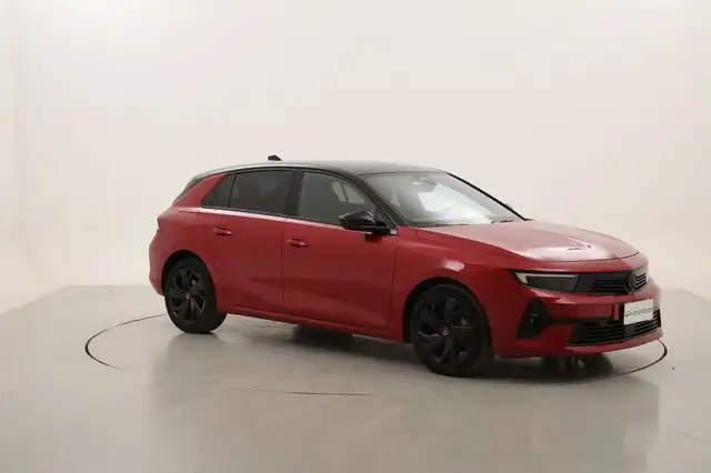 Opel Astra view 7