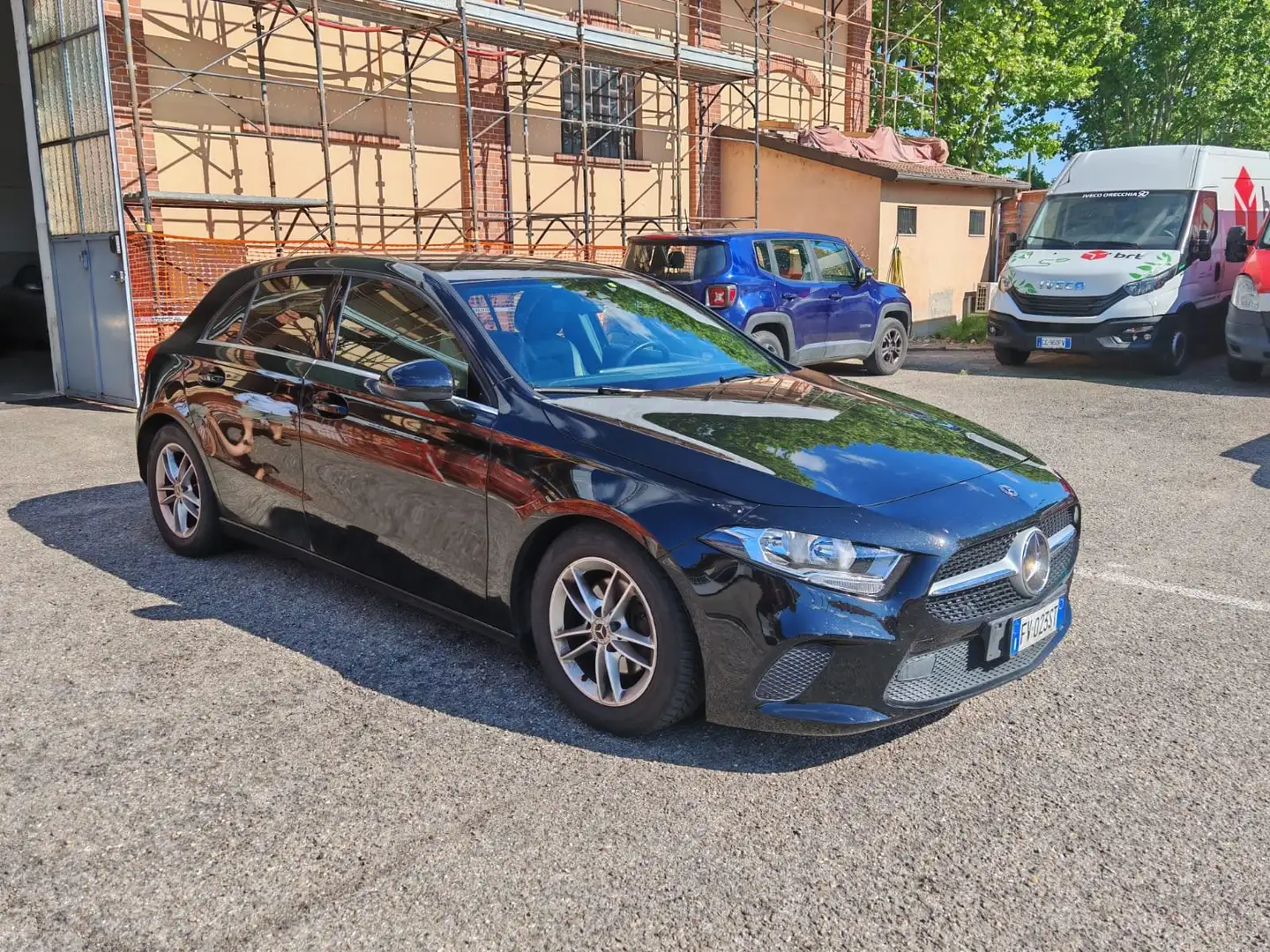 Mercedes-Benz A 180 A 180 Sport auto Nero - 2
