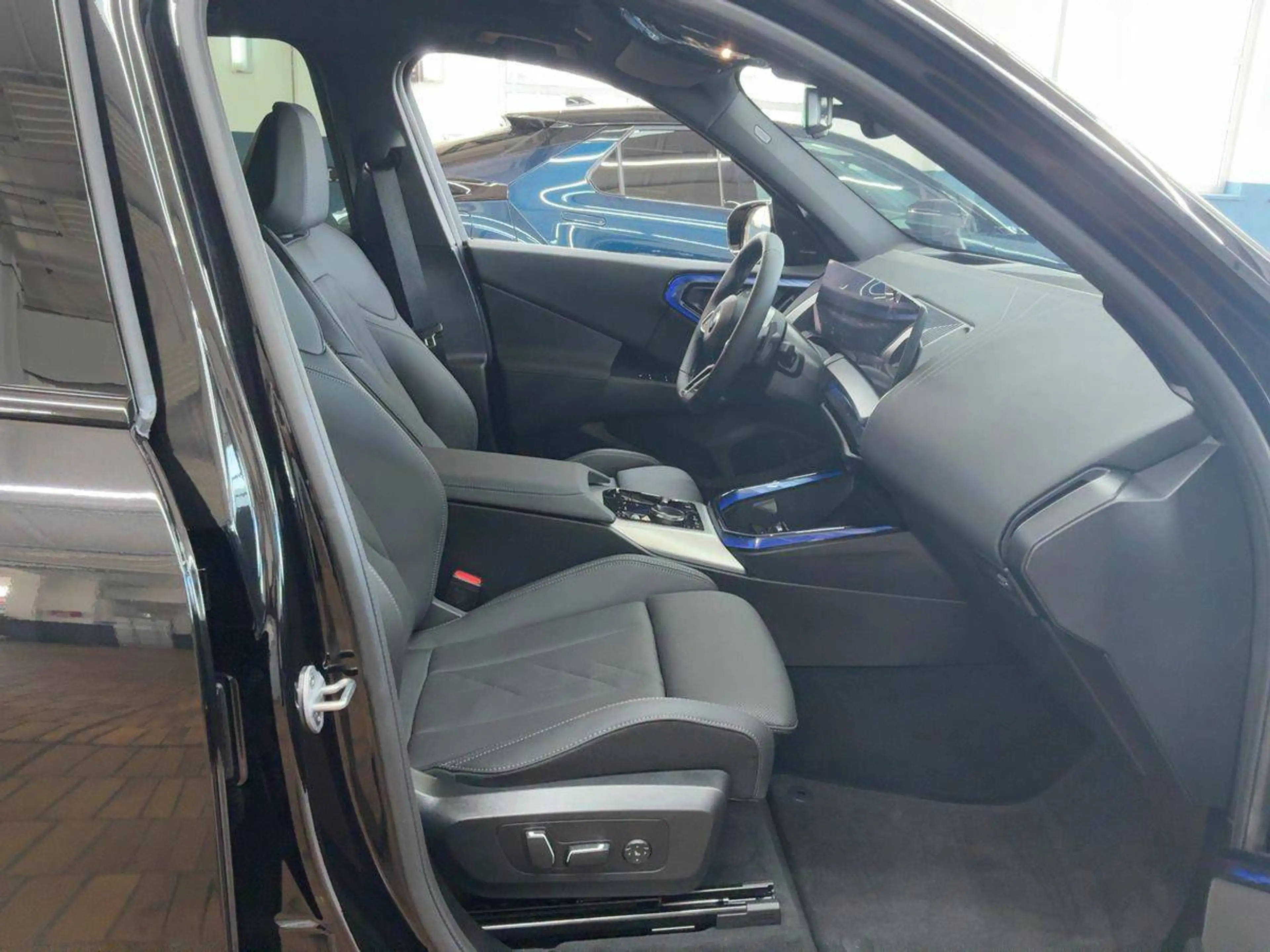BMW X3 20 xDrive M Sport — photo 12