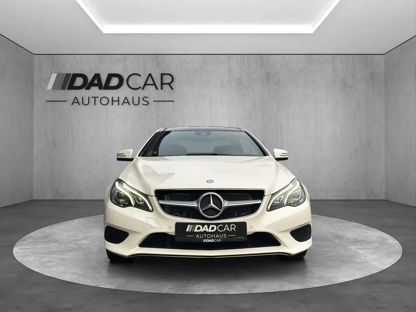 Mercedes-Benz E 400 *LED*harman/kardon*Pano*Navi*Leder*RFK* Biały - 2