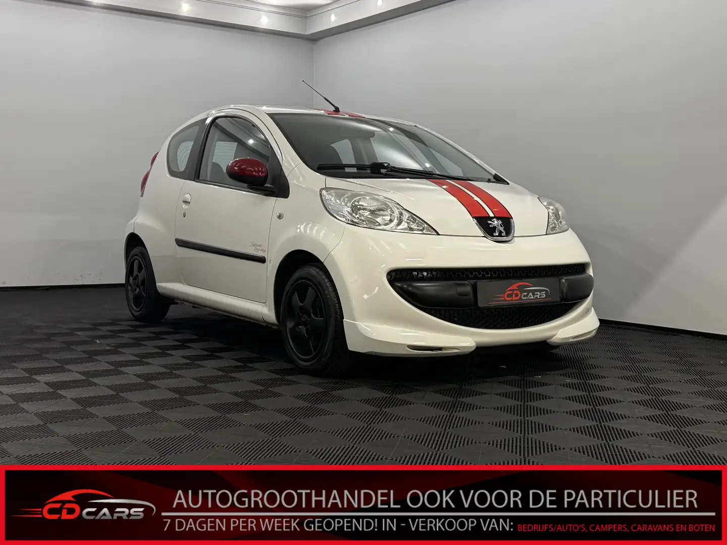 Peugeot 107 1.0-12V XR Airco, Radio Blanc - 1