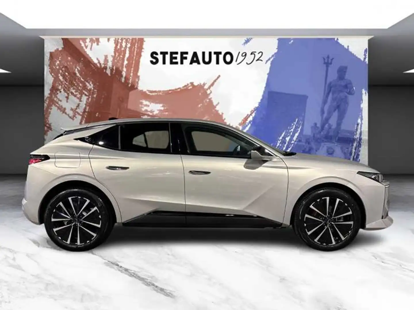 DS Automobiles DS 4 N4 58,3kWh e-tense Etoile Alcantara auto Сірий - 2